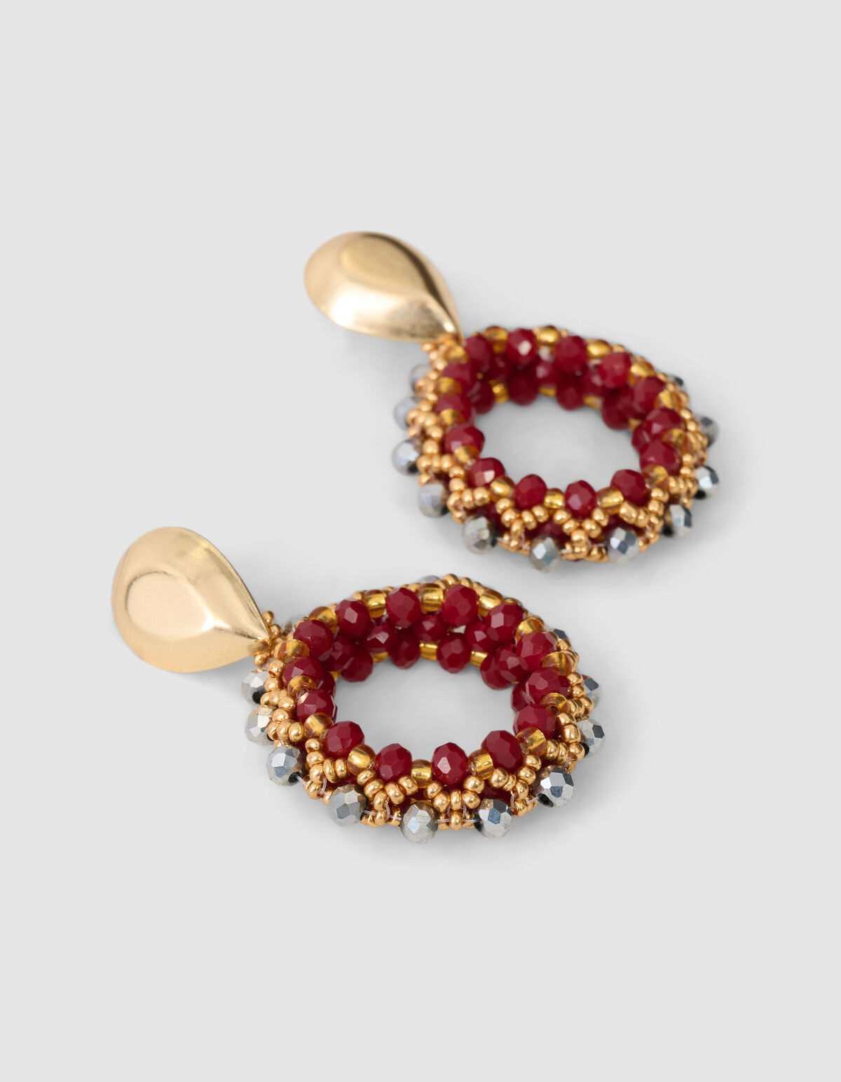 Perlenbesetzte oval Ohrringe Rot SHOEBY ACCESSOIRES