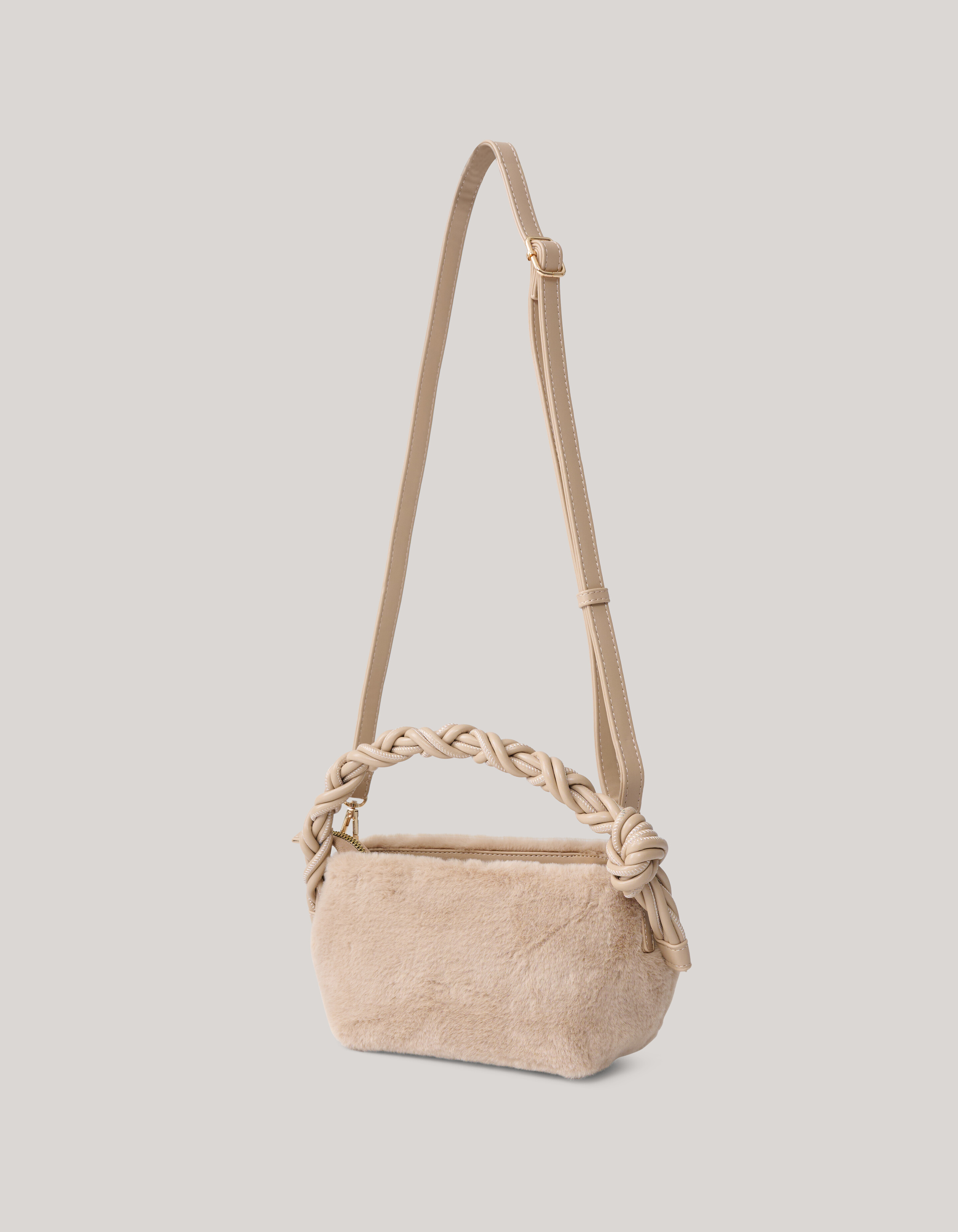 Flauschige Tasche Sand SHOEBY ACCESSOIRES