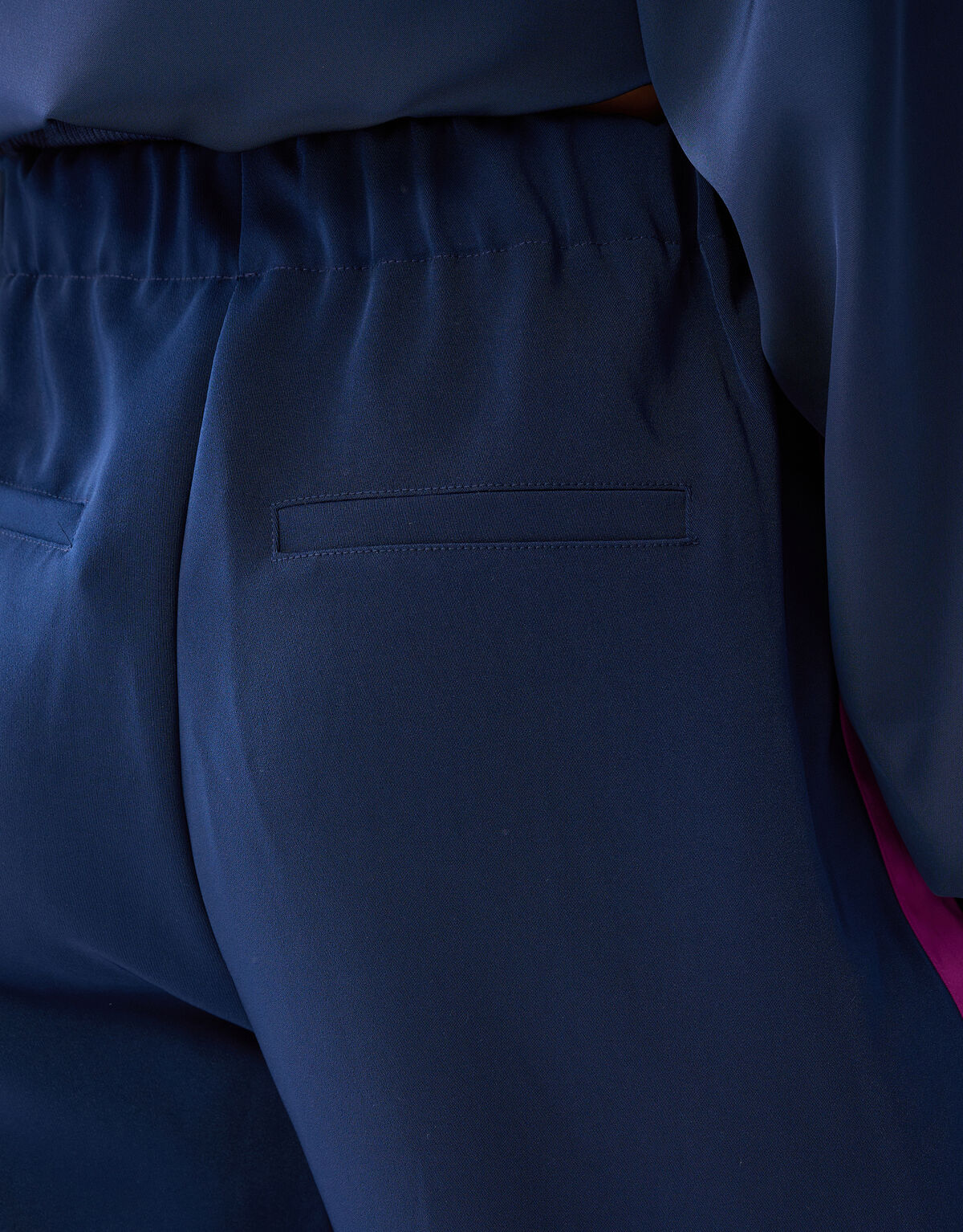 Hose mit Seitenstreifen Dunkelblau SHOEBY WOMEN