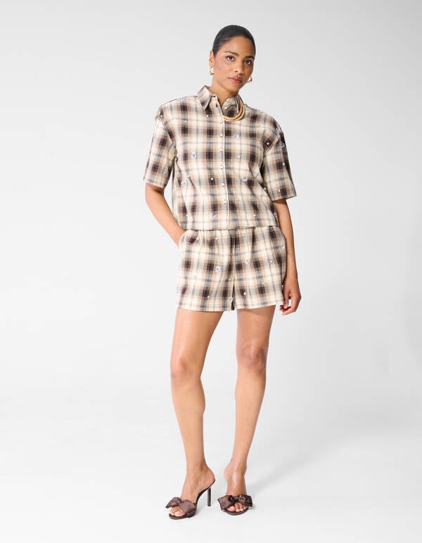Karierte Shorts mit Perlenverzierung Braun SHOEBY WOMEN