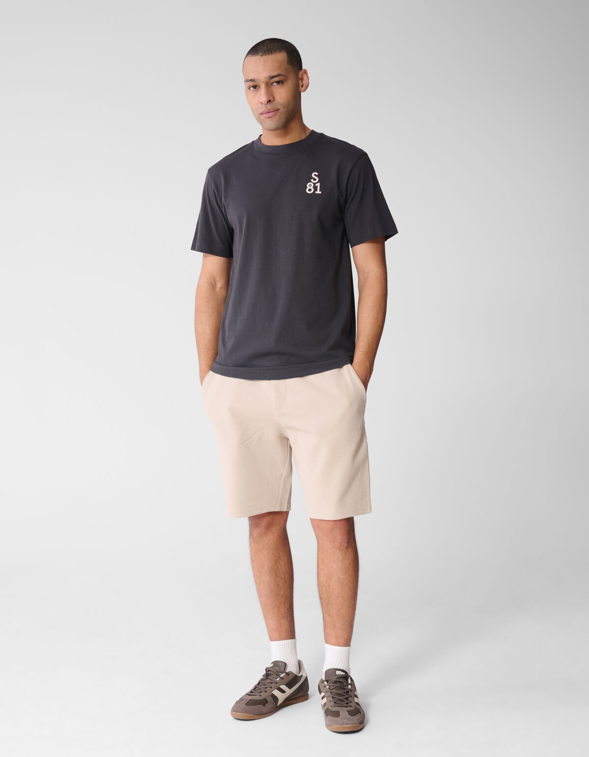 Line Artwork T-Shirt Dunkelgrau SHOEBY MEN