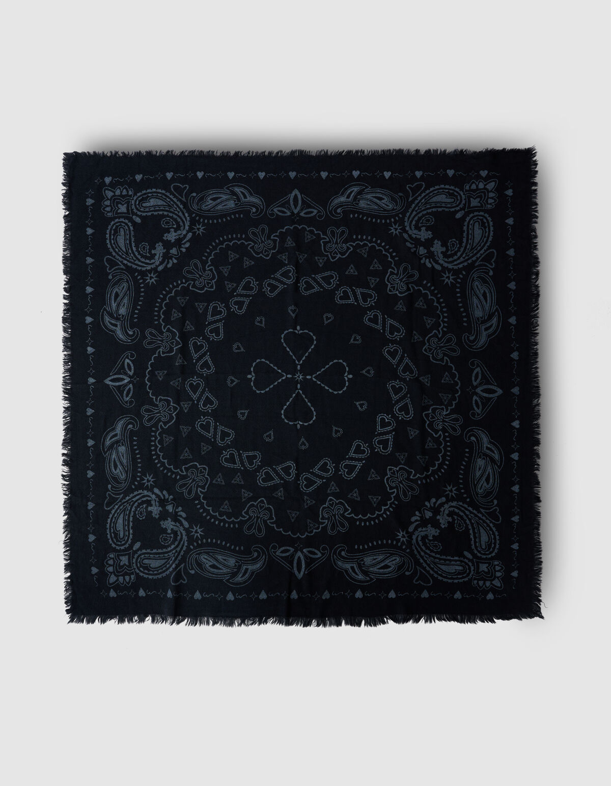 Quadratischer Schal mit Paisleymuster in Schwarz SHOEBY ACCESSOIRES