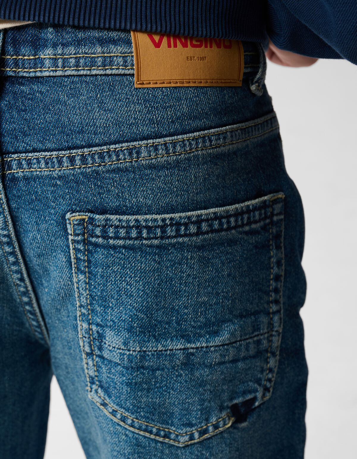 Relaxed Fit Jeans Dunkelblau von Vingino SHOEBY BOYS