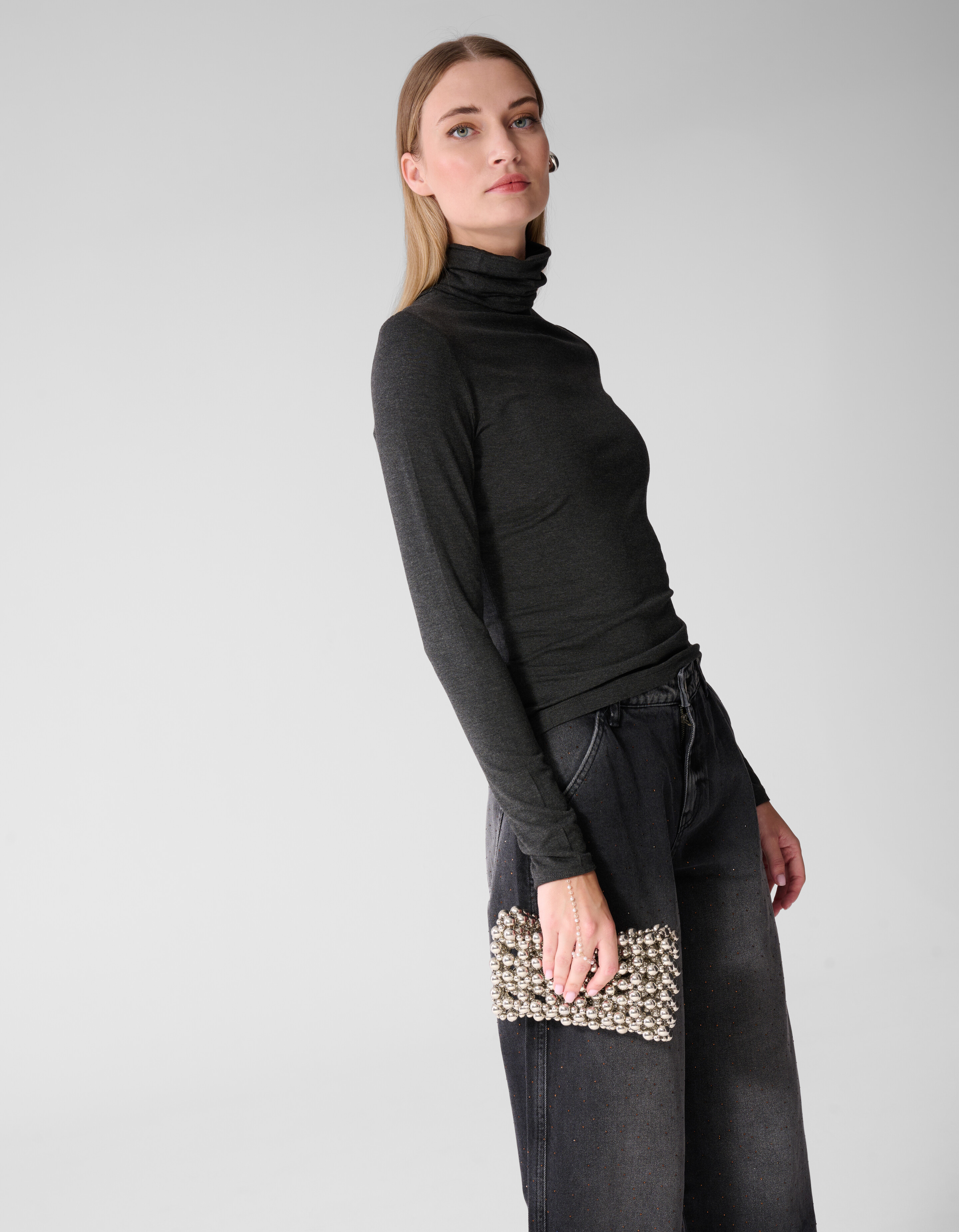 Col Neck Longsleeve Schwarz SHOEBY WOMEN
