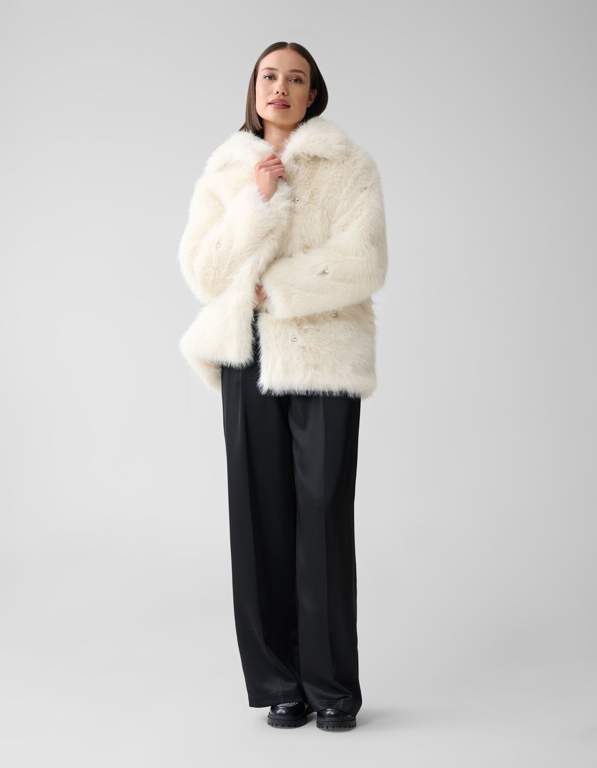 Verschönerte Kunstpelzjacke Off White SHOEBY WOMEN