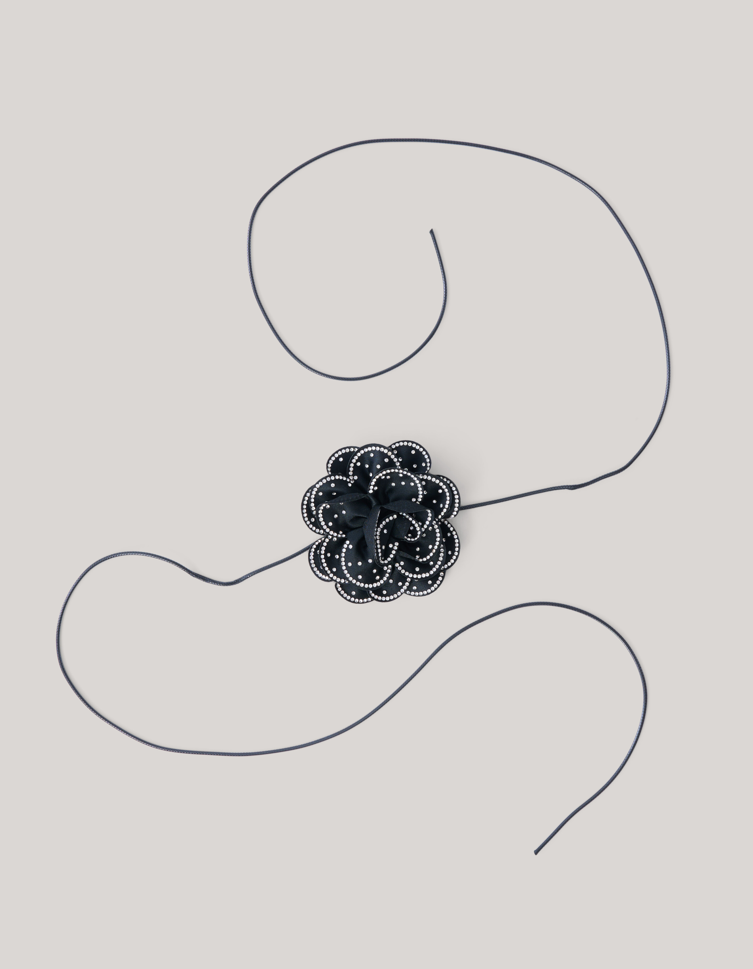 Strass Blume Halskette Schwarz By Lizzy SHOEBY ACCESSOIRES