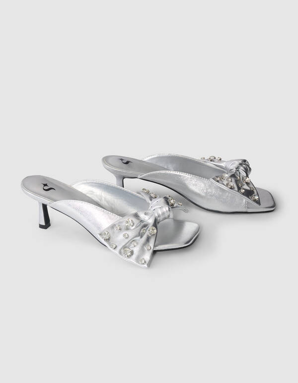 Strass-Slipper mit Absatz, silberfarben SHOEBY SHOES