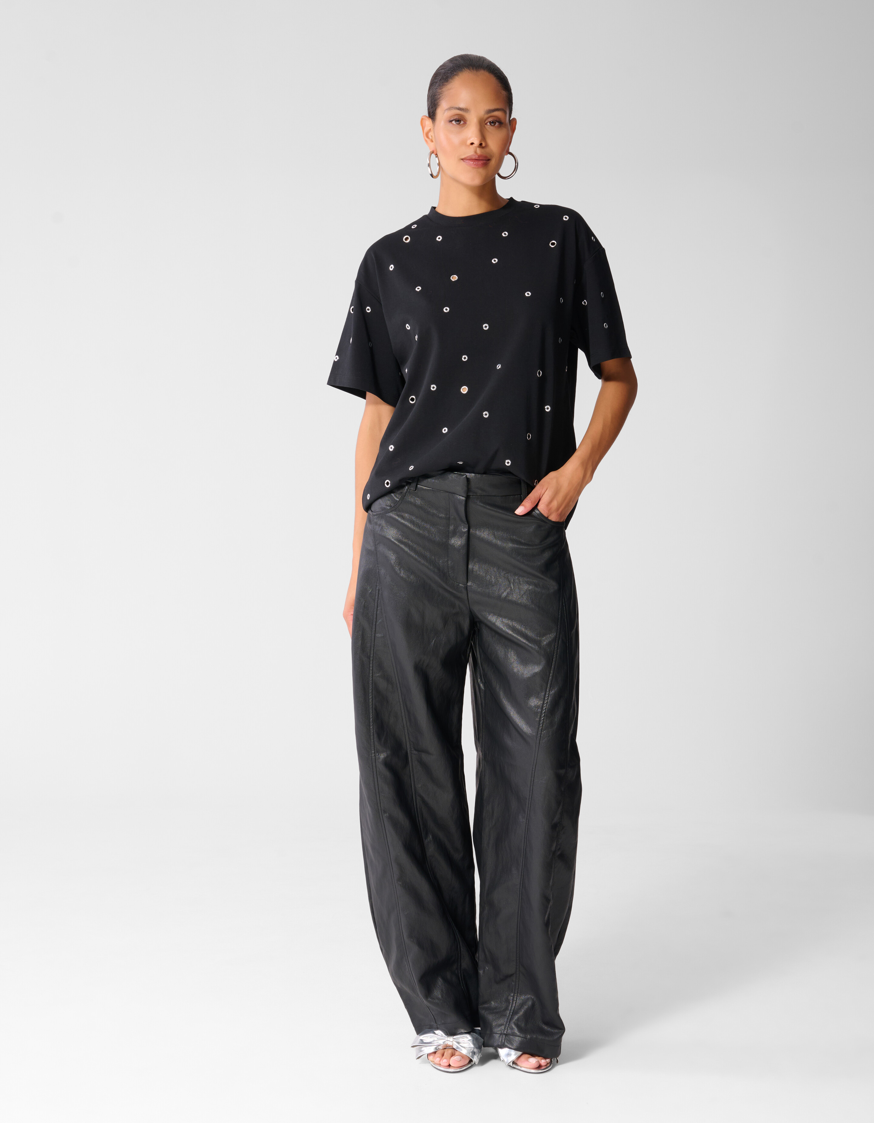 Schwarzes Lochstickerei-T-Shirt SHOEBY WOMEN