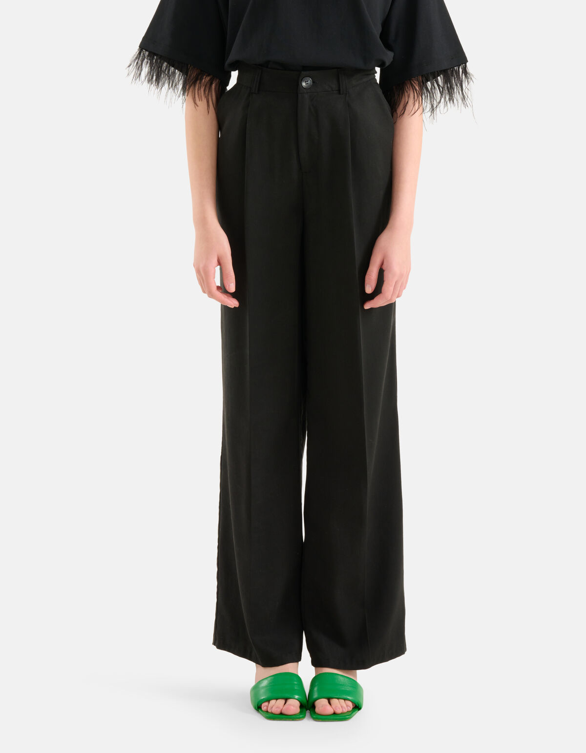 Weite Hosenbeine Schwarz SHOEBY WOMEN