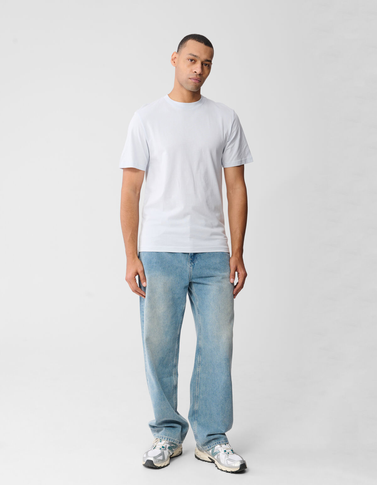 Fading Circle Artwork T-Shirt Hellblau SHOEBY MEN