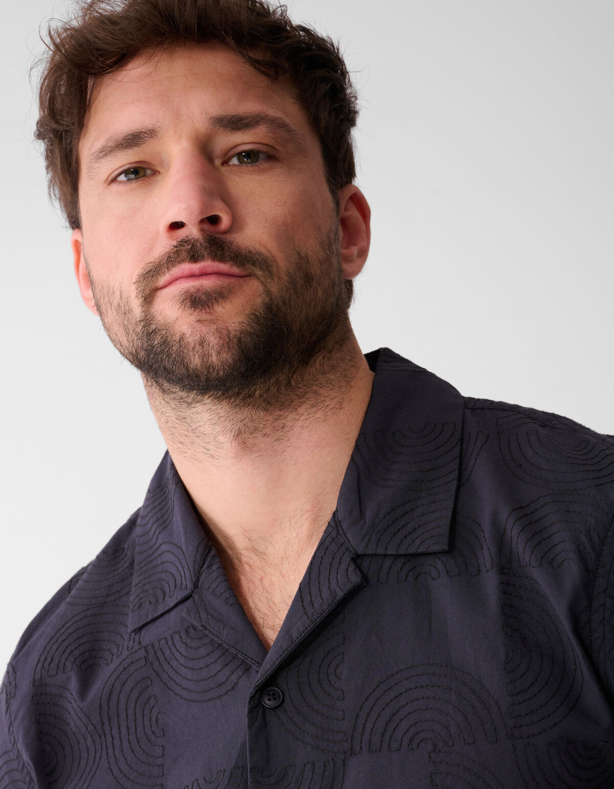 MultMultiple Embroidery T-Shirt Dunkelgrau SHOEBY MEN