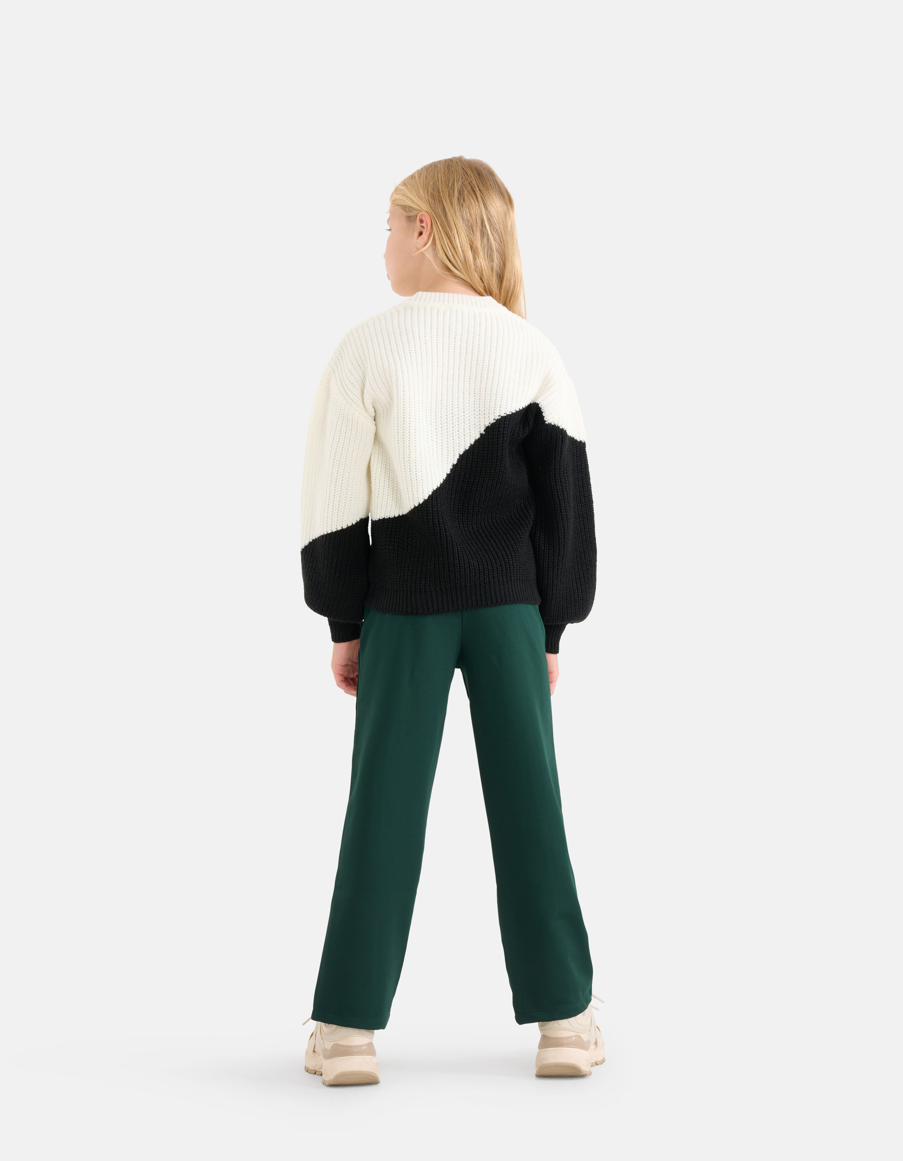 Colourblock Pullover Schwarz/Weiß SHOEBY GIRLS