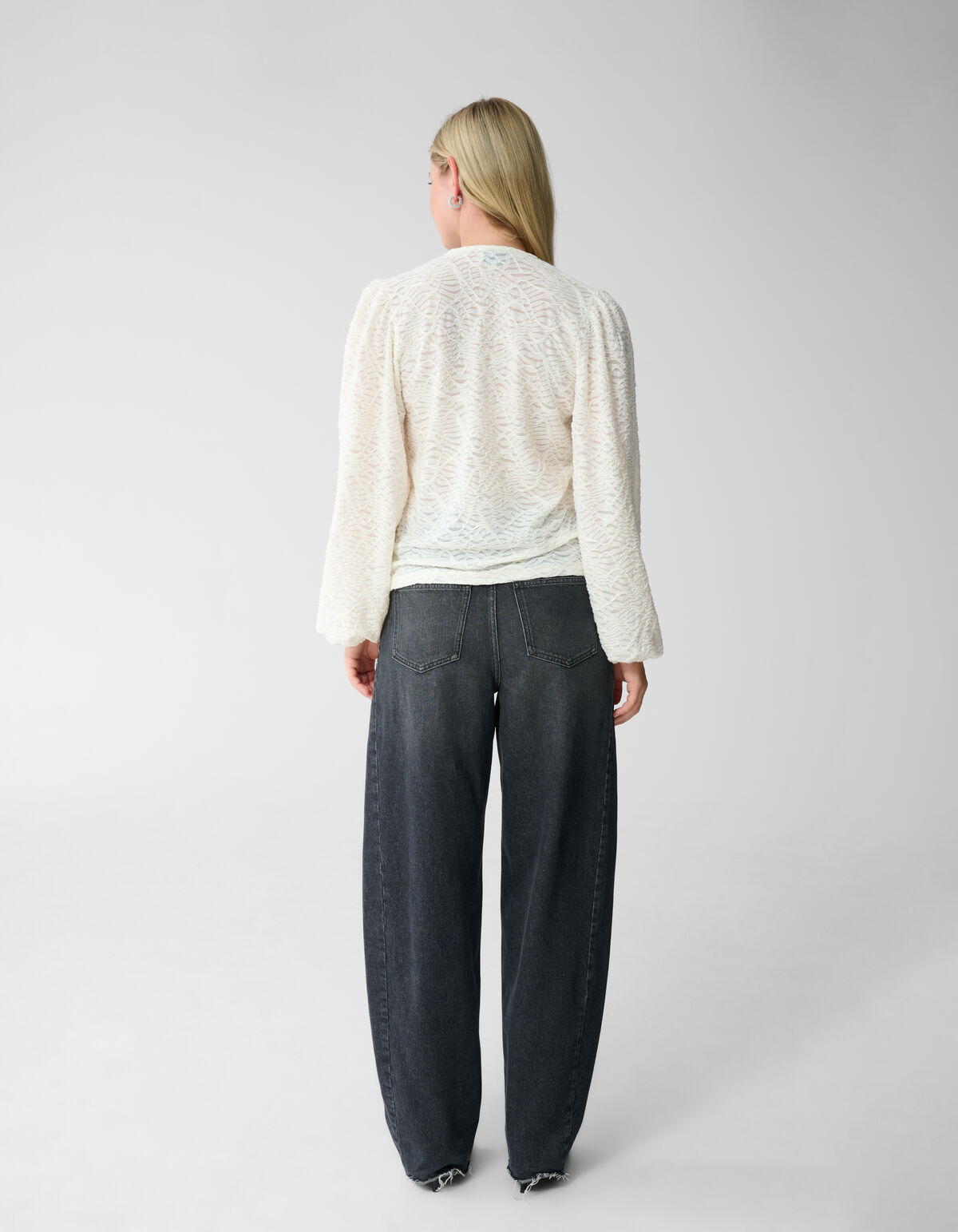 Crinkle V-hals Top Gebroken Wit SHOEBY WOMEN