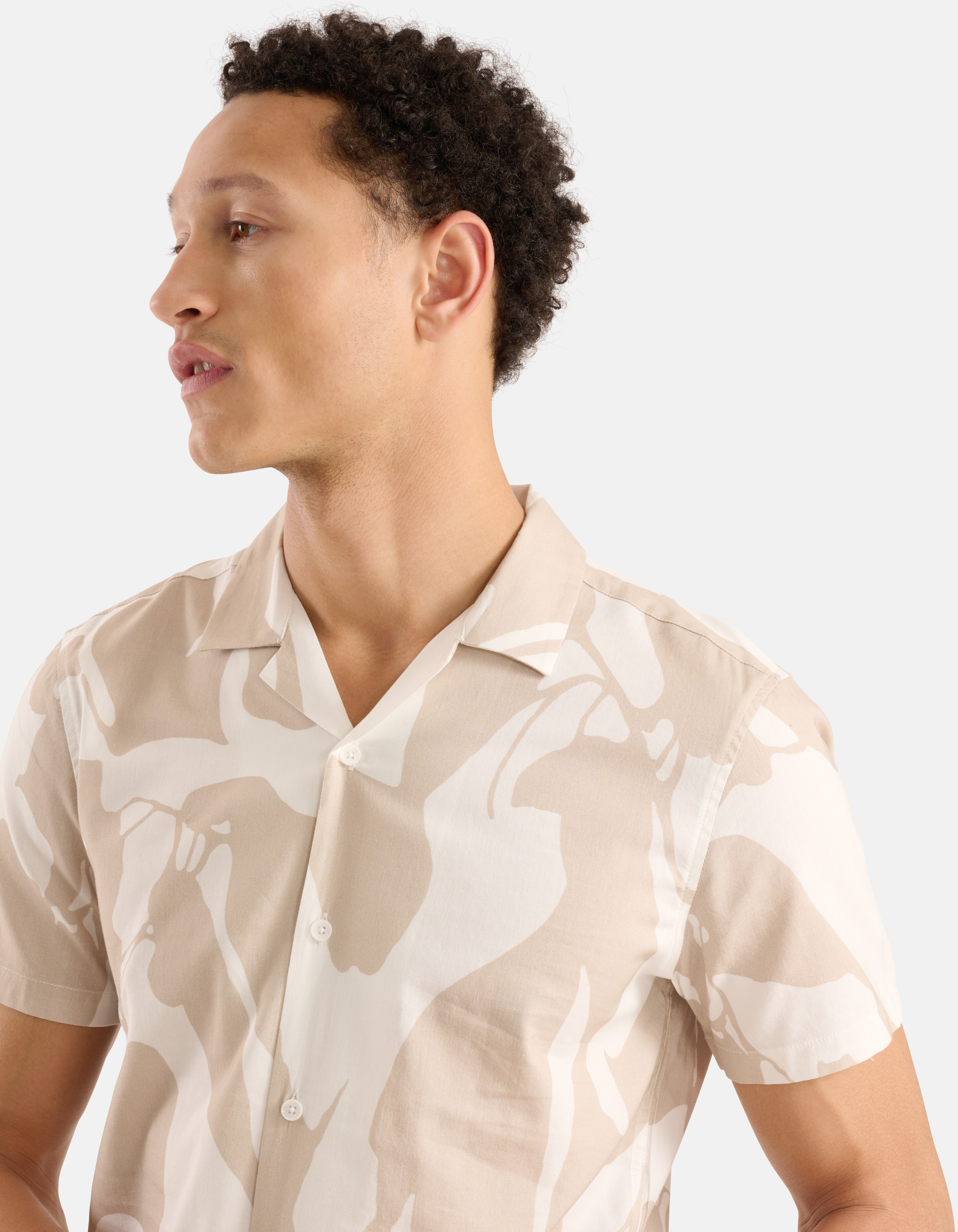 Artwork Shirt Beige SHOEBY MEN