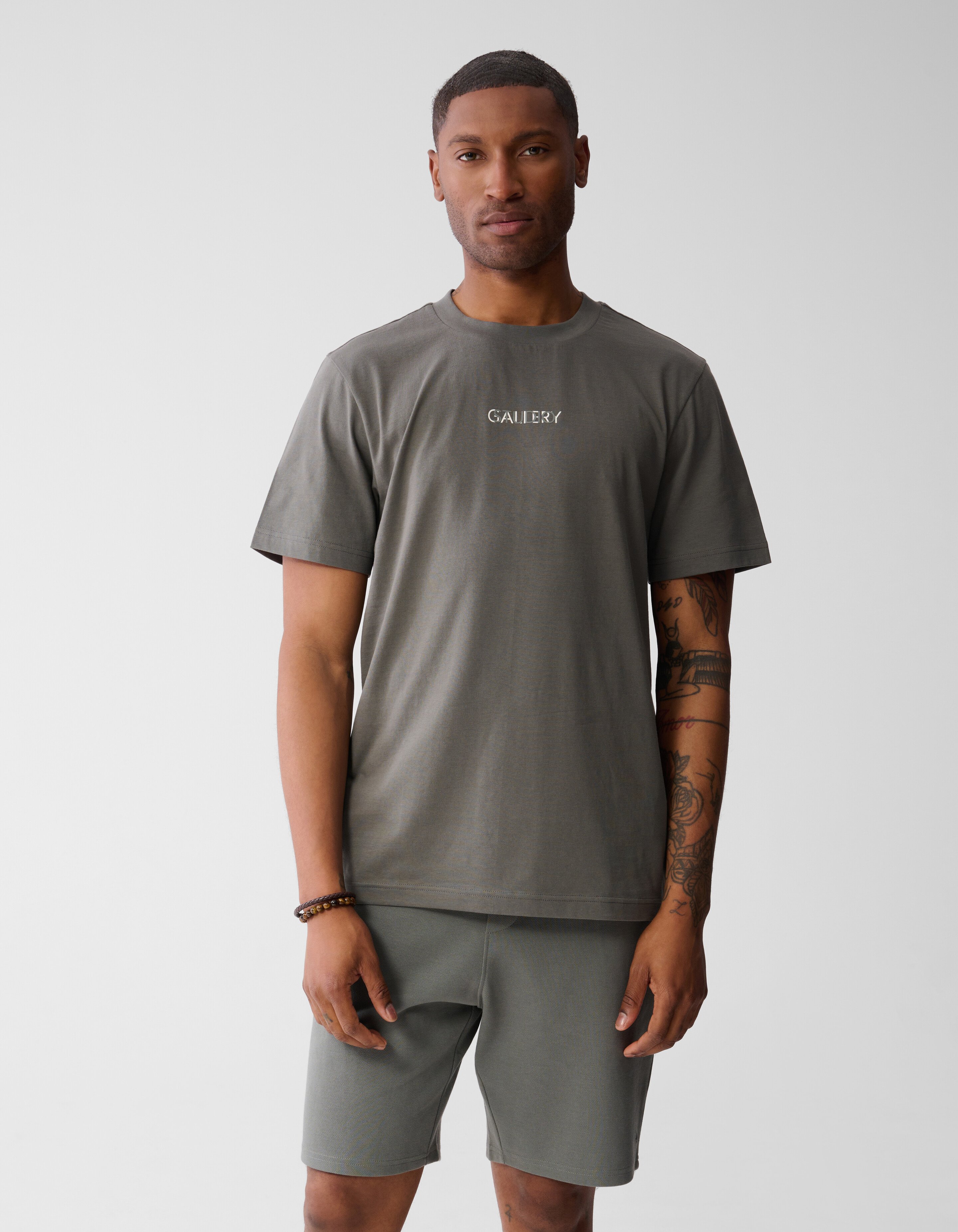 Mixed Text Artwork T-shirt Dunkelgrün SHOEBY MEN