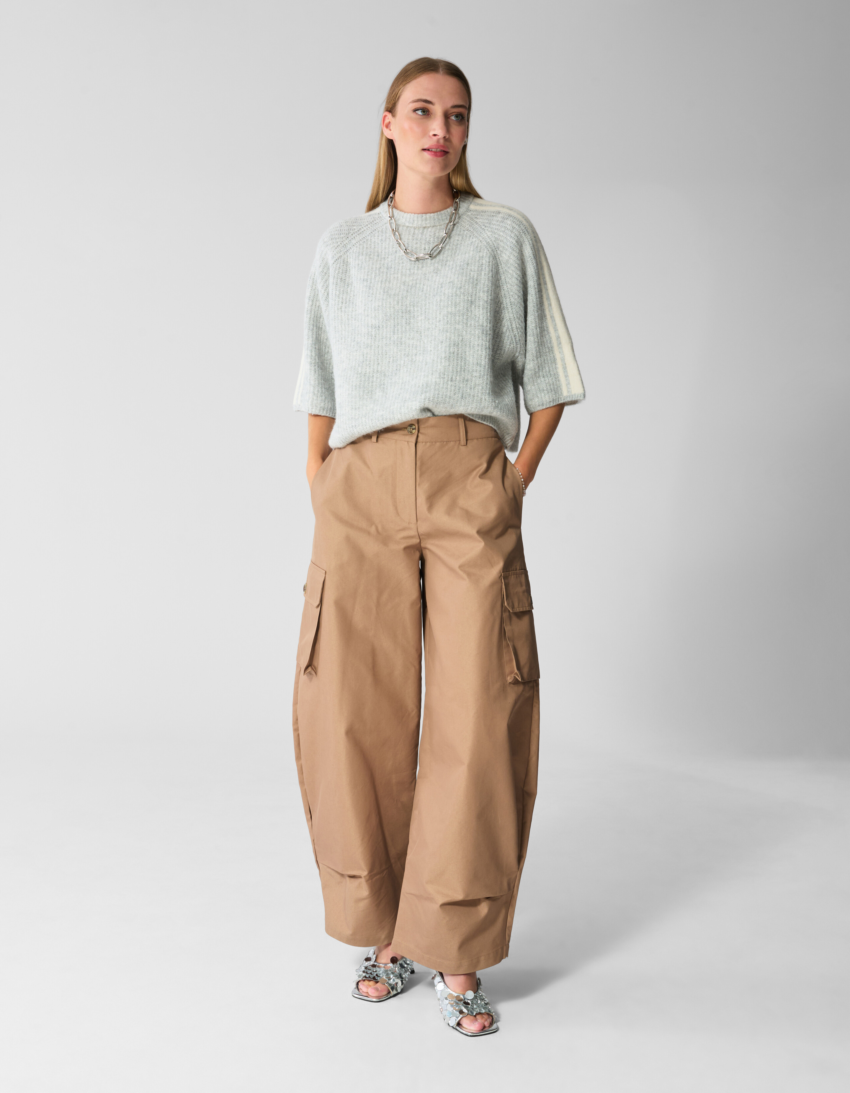 Gestreifter Pullover Mit Halblangen &Auml;rmel Hellgrau SHOEBY WOMEN