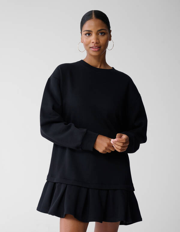 Oversized Sweatshirt-Kleid mit Rüschen Schwarz By SHOEBY WOMEN