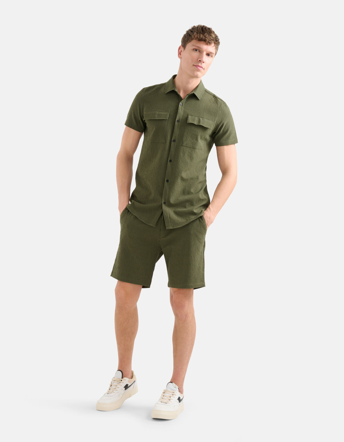 Gestreifte Seersucker Short Grün SHOEBY MEN