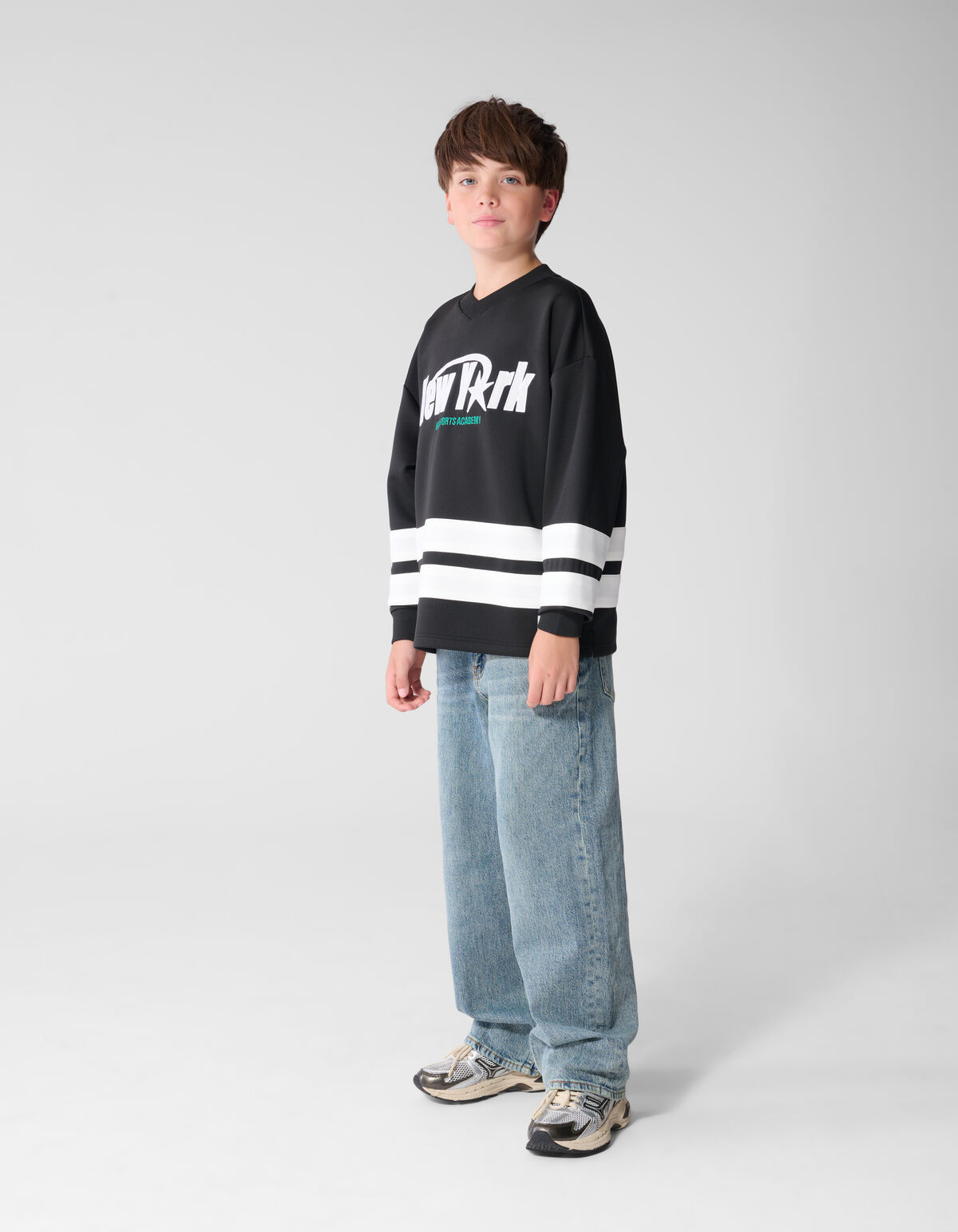 Oversized Fit Artwork Sweater Schwarz SHOEBY BOYS