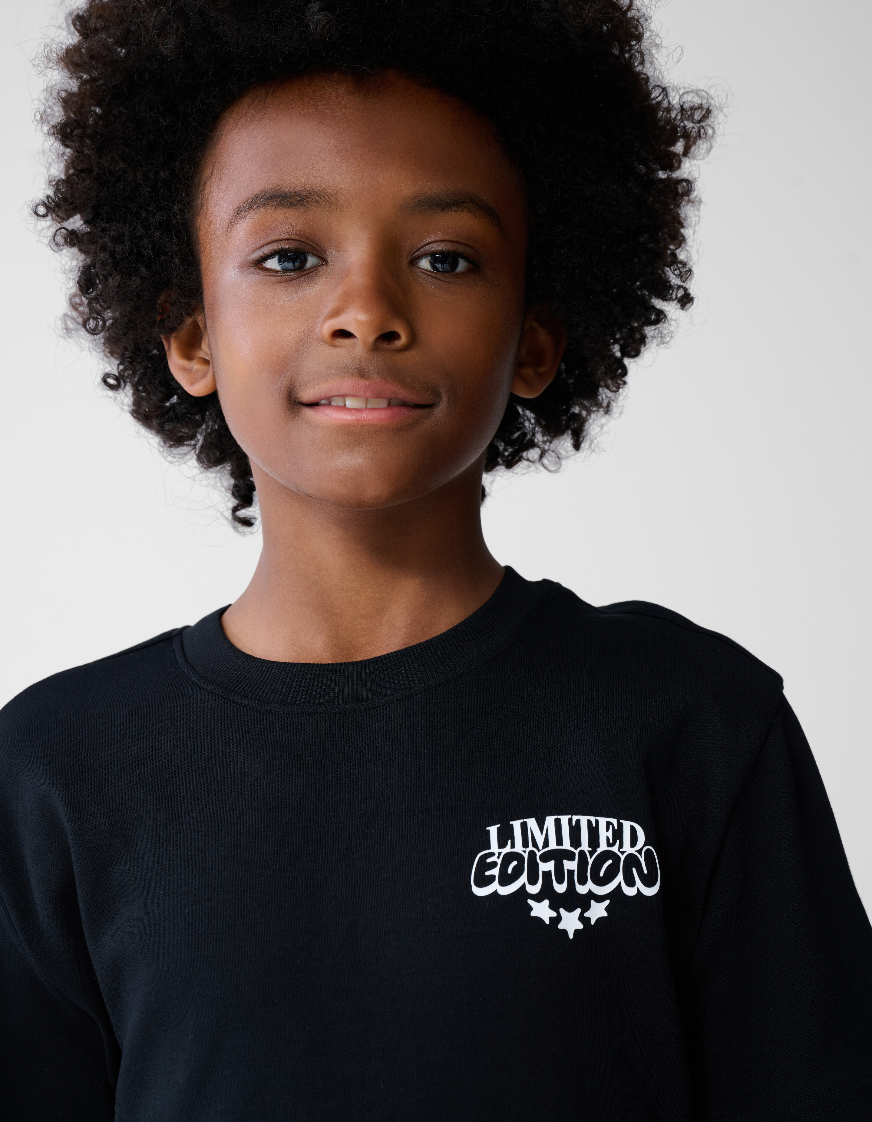 Limitierte Auflage Artwork T-Shirt Schwarz SHOEBY BOYS