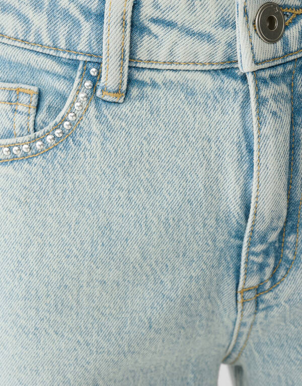 Jeans mit weitem Bein und Nieten, gebleicht SHOEBY GIRLS