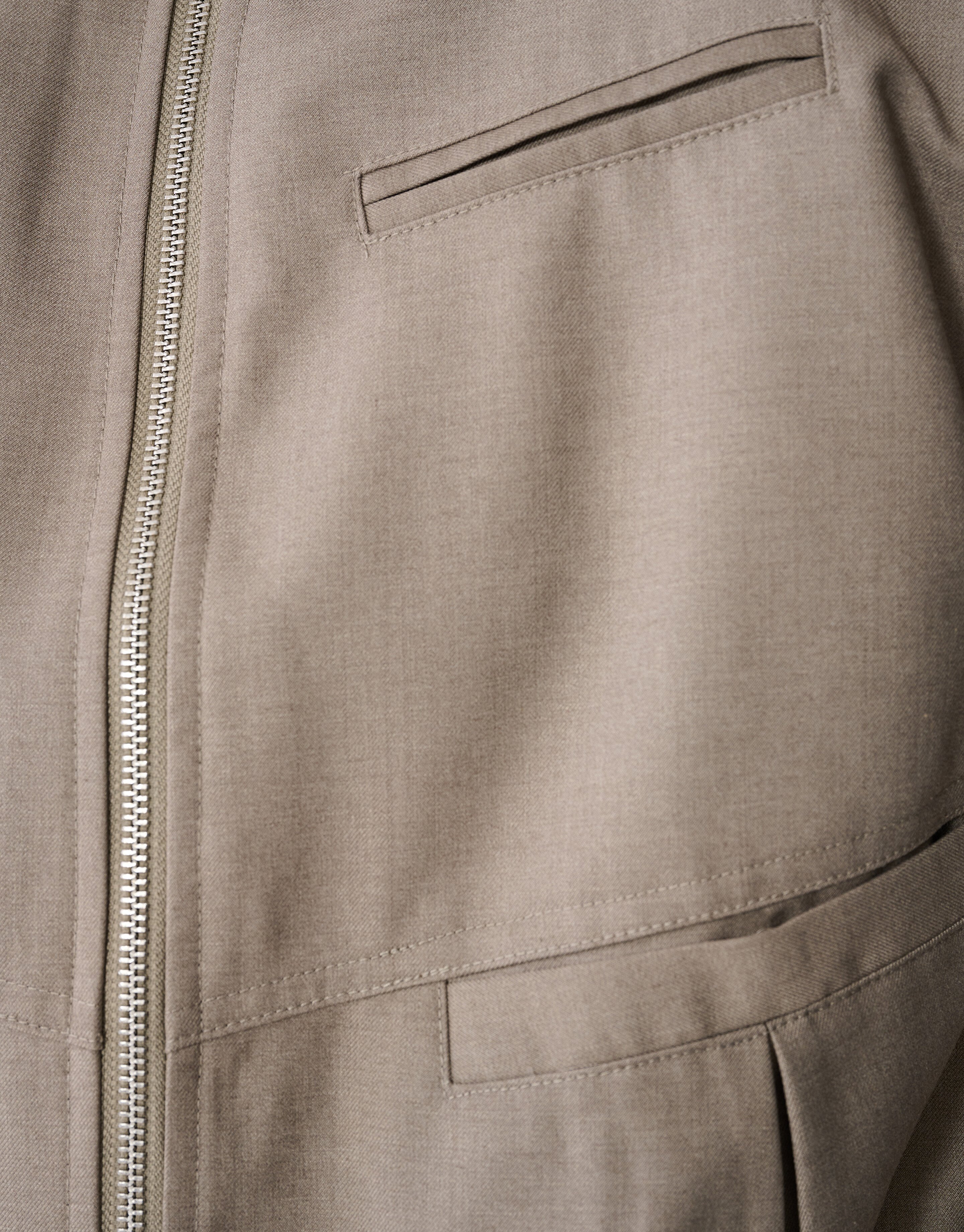 &Uuml;bergro&szlig;e Perlen-Bomberjacke Taupe SHOEBY WOMEN