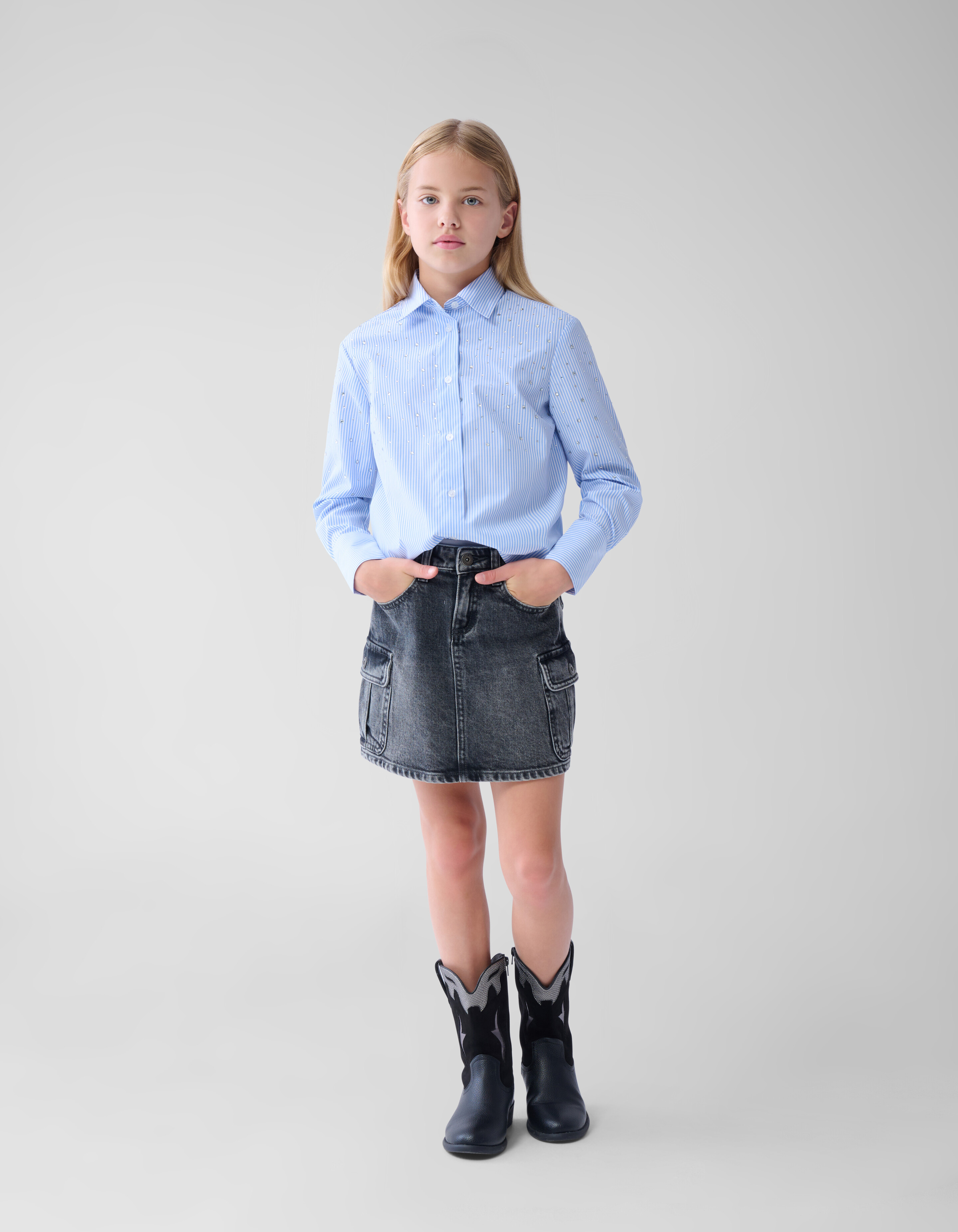 Gestreifte Strassbluse Hellblau/Weiß SHOEBY GIRLS