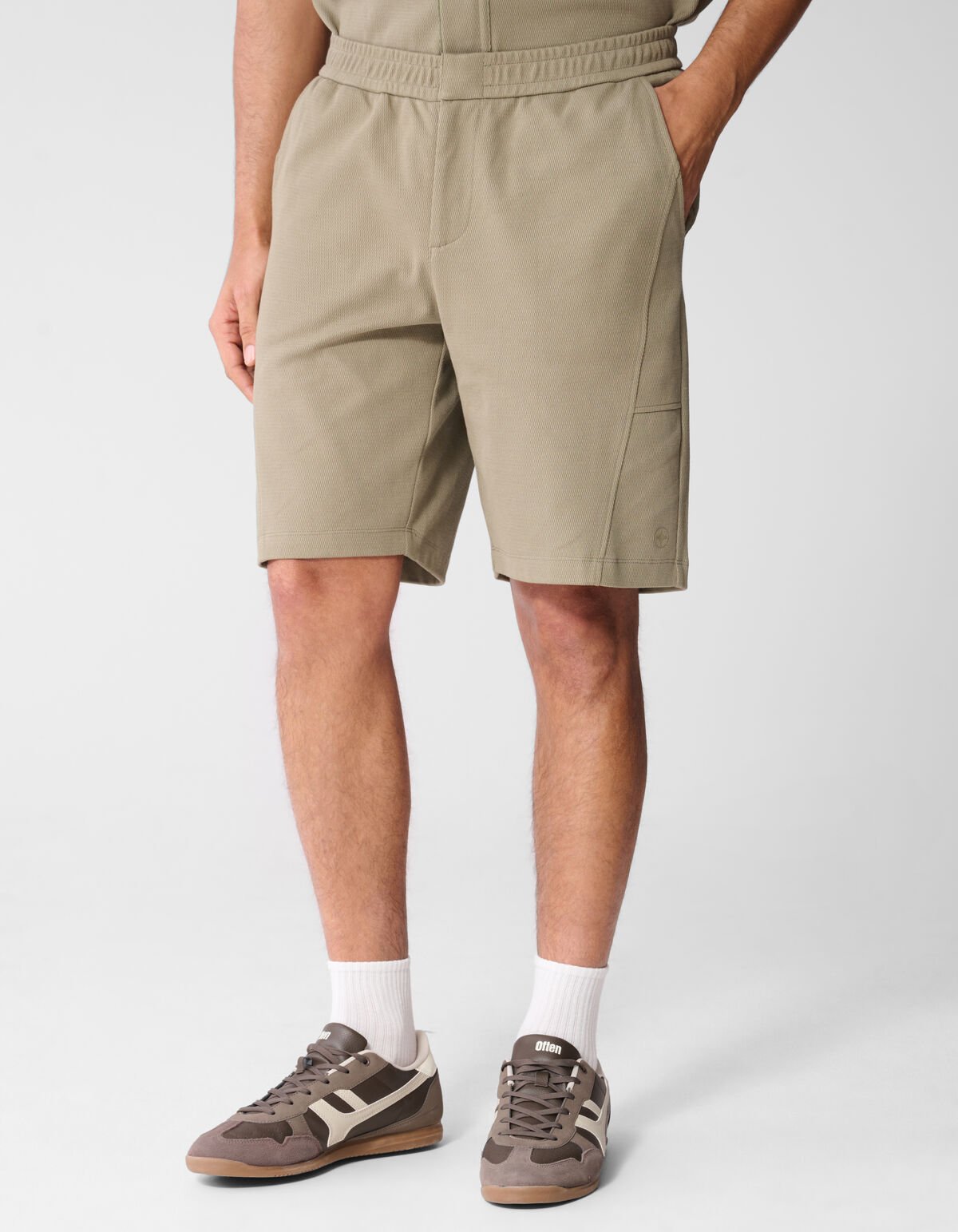 Entspannt sitzende Shorts in Khaki SHOEBY MEN