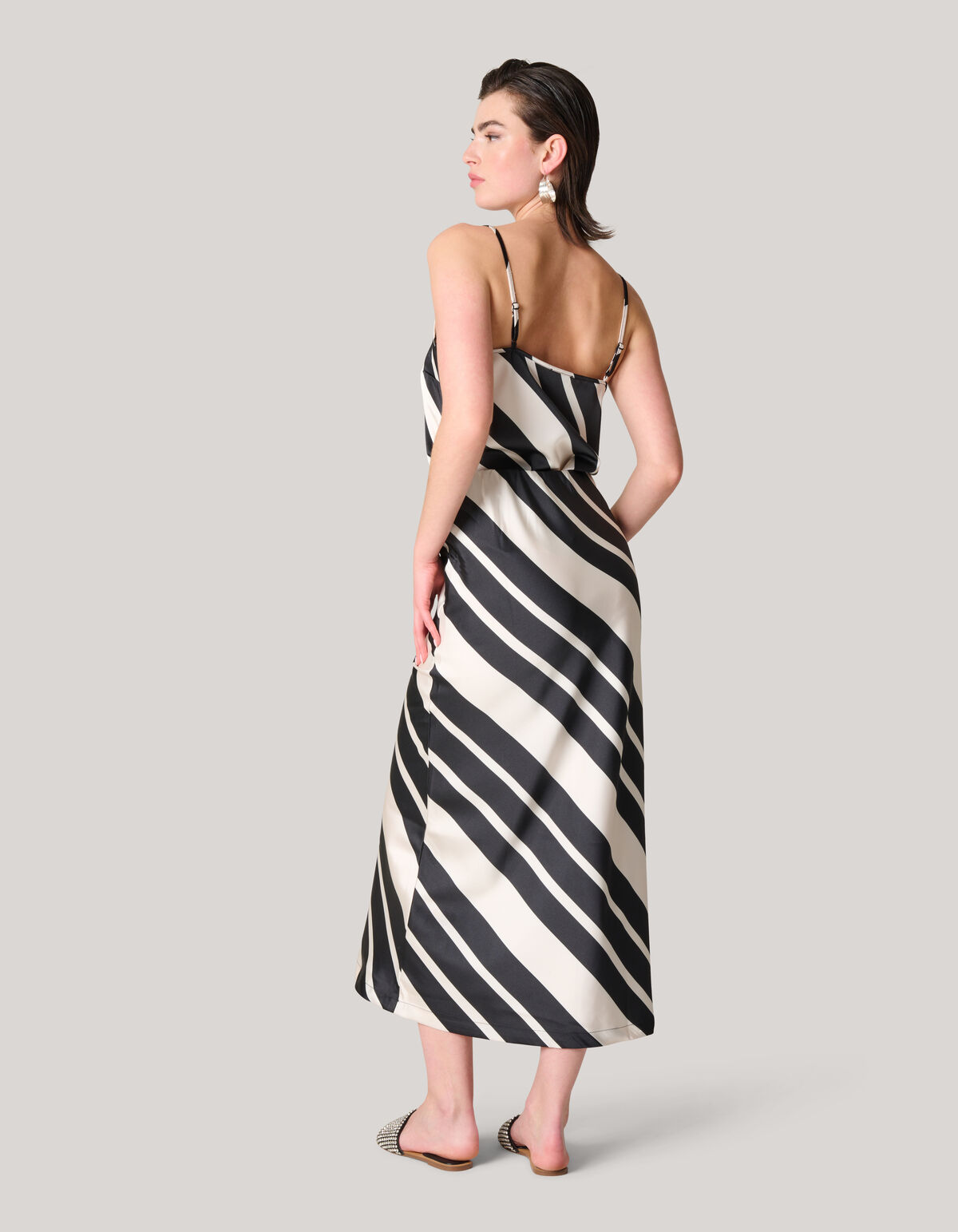 Gestreepte Satijnen Midi Rok Zwart/Wit SHOEBY WOMEN