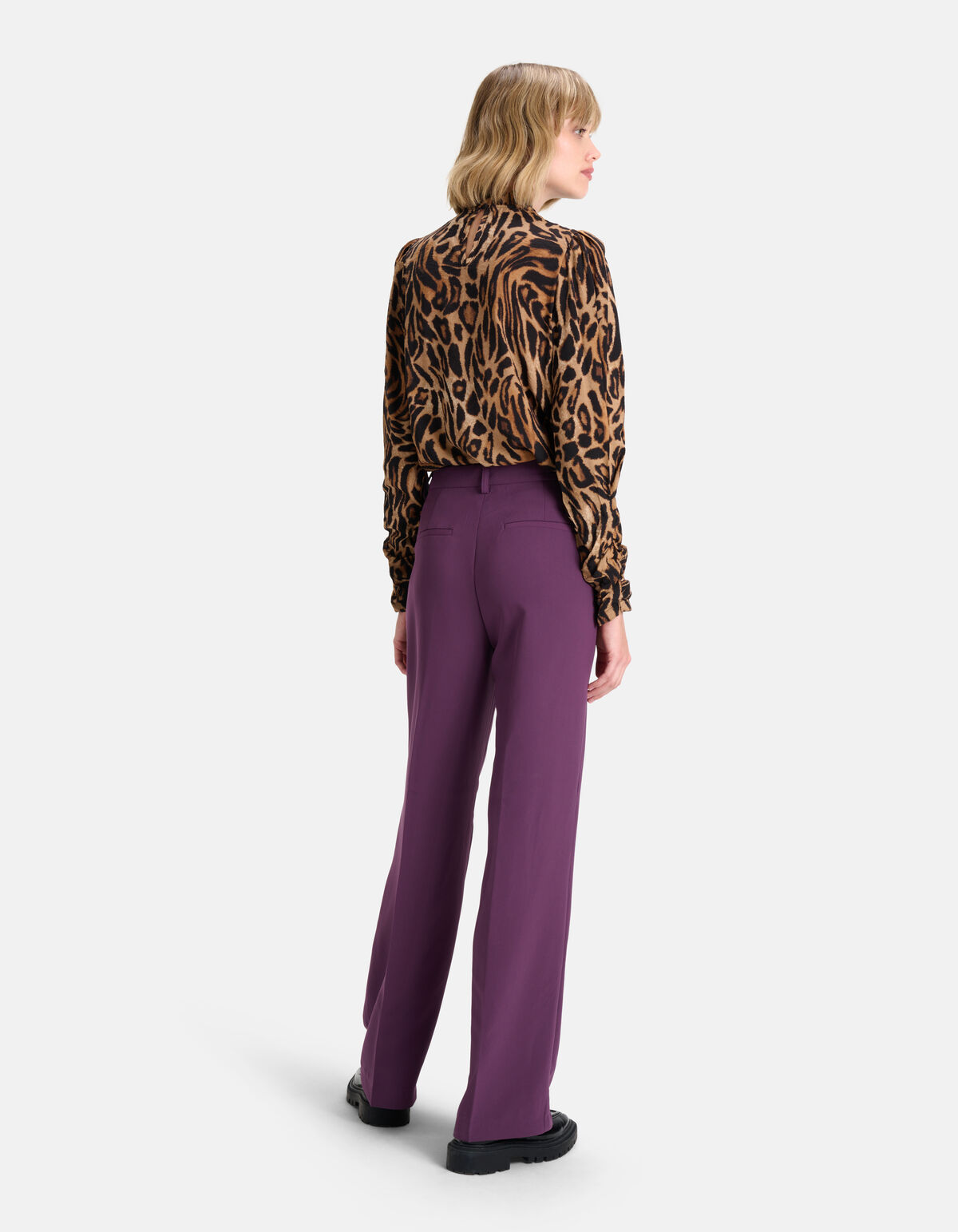Loose Fit Hose Violett SHOEBY WOMEN