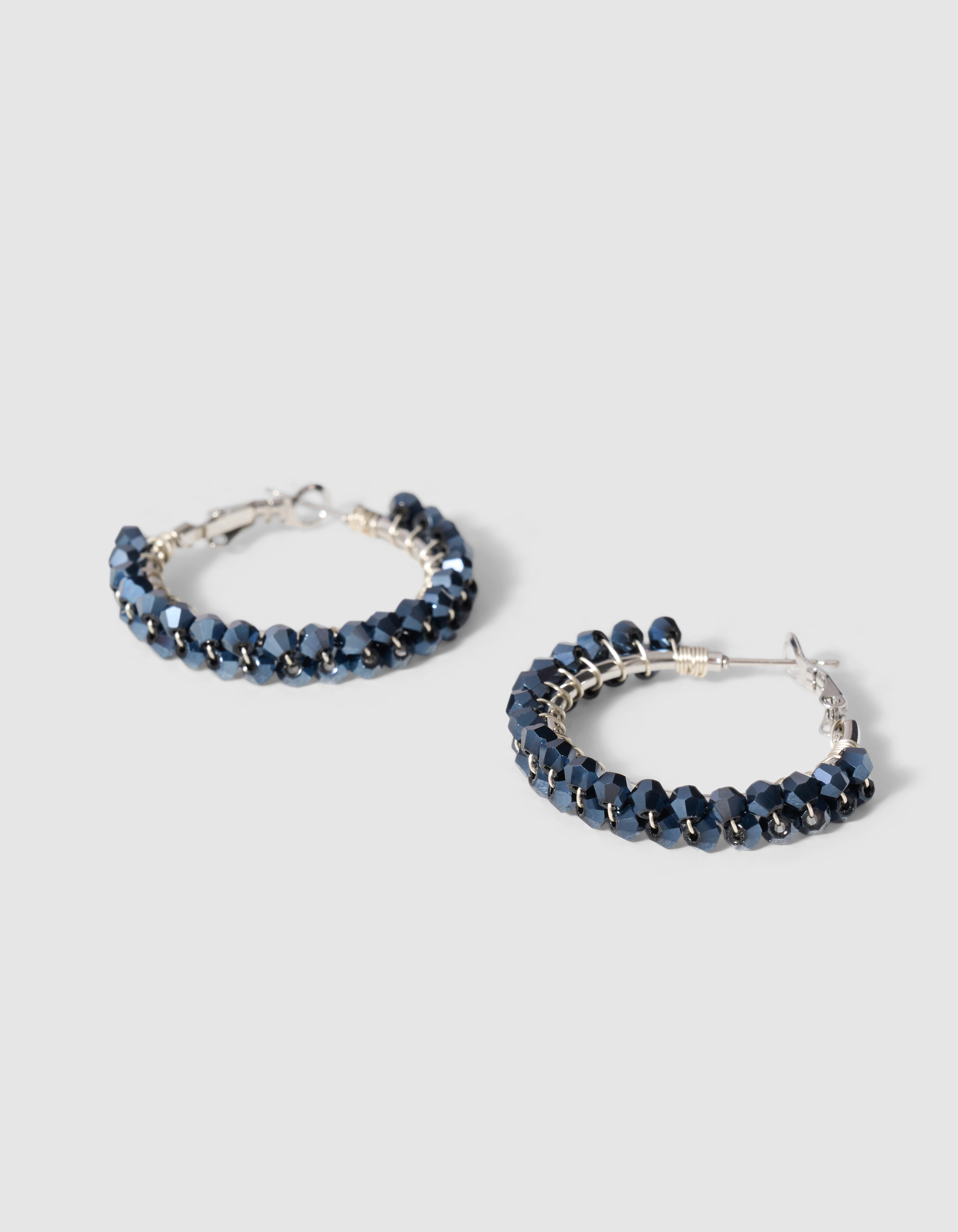 Beaded Hoop Ohrringe Blau/Silber SHOEBY ACCESSOIRES