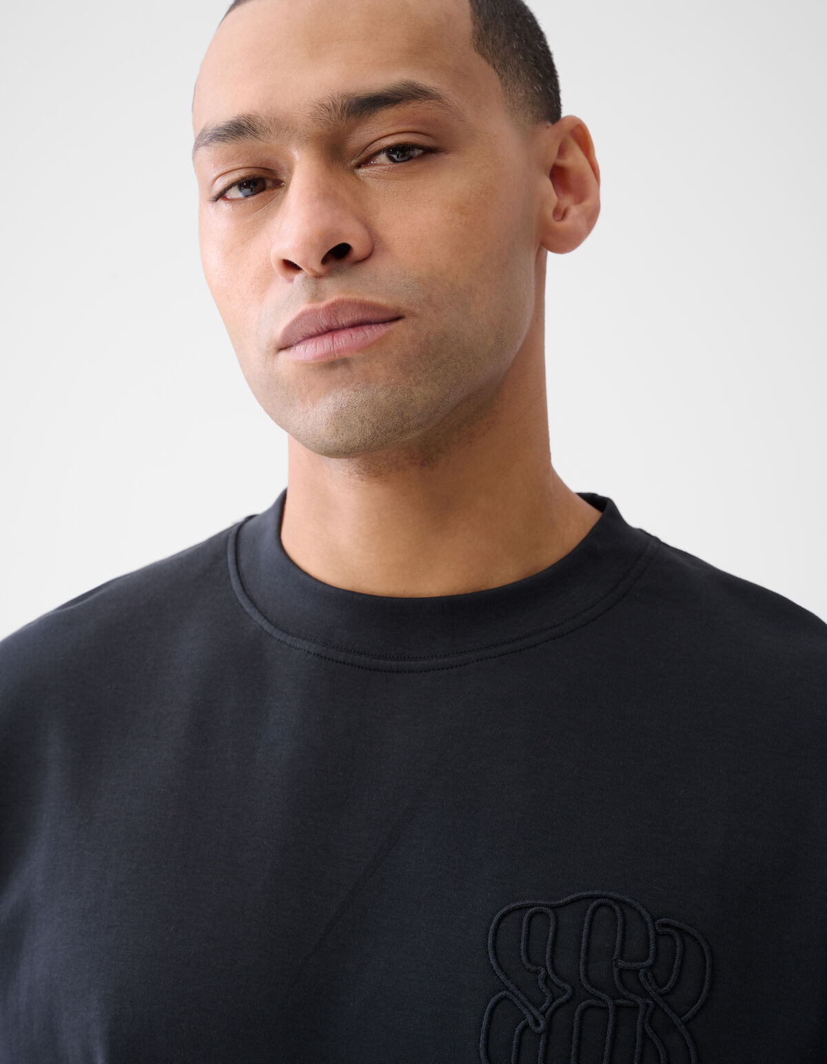 Stickerei-T-Shirt Dunkelblau SHOEBY MEN