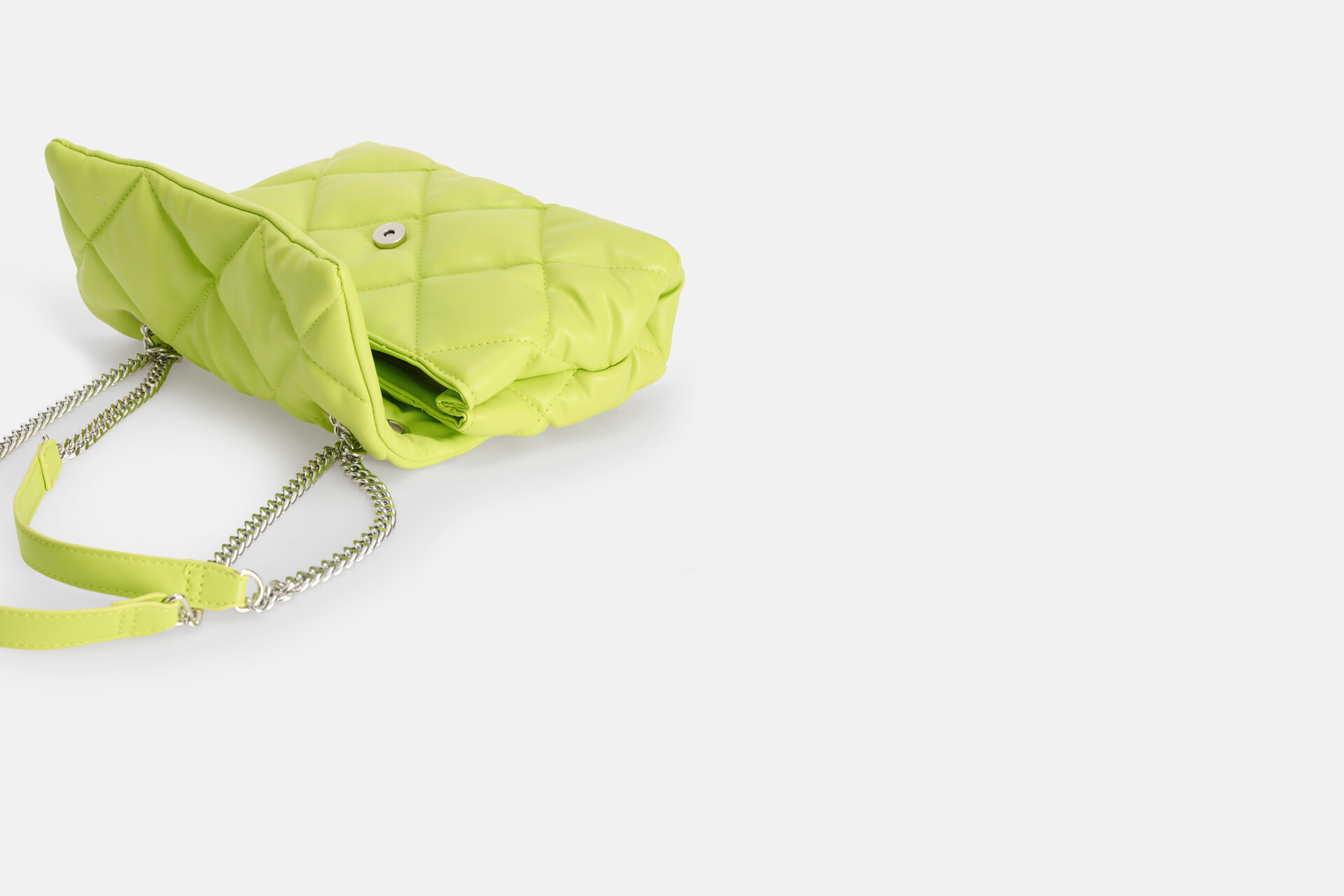Gepolsterte Tasche Hellgrün SHOEBY ACCESSOIRES