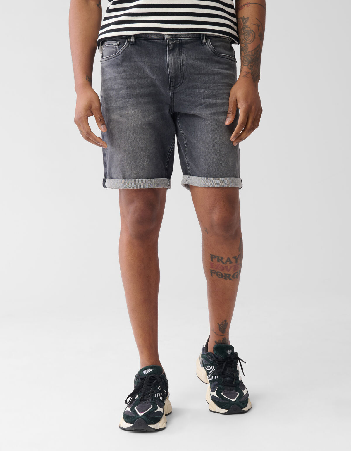Denim Short Dunkelgrau SHOEBY MEN