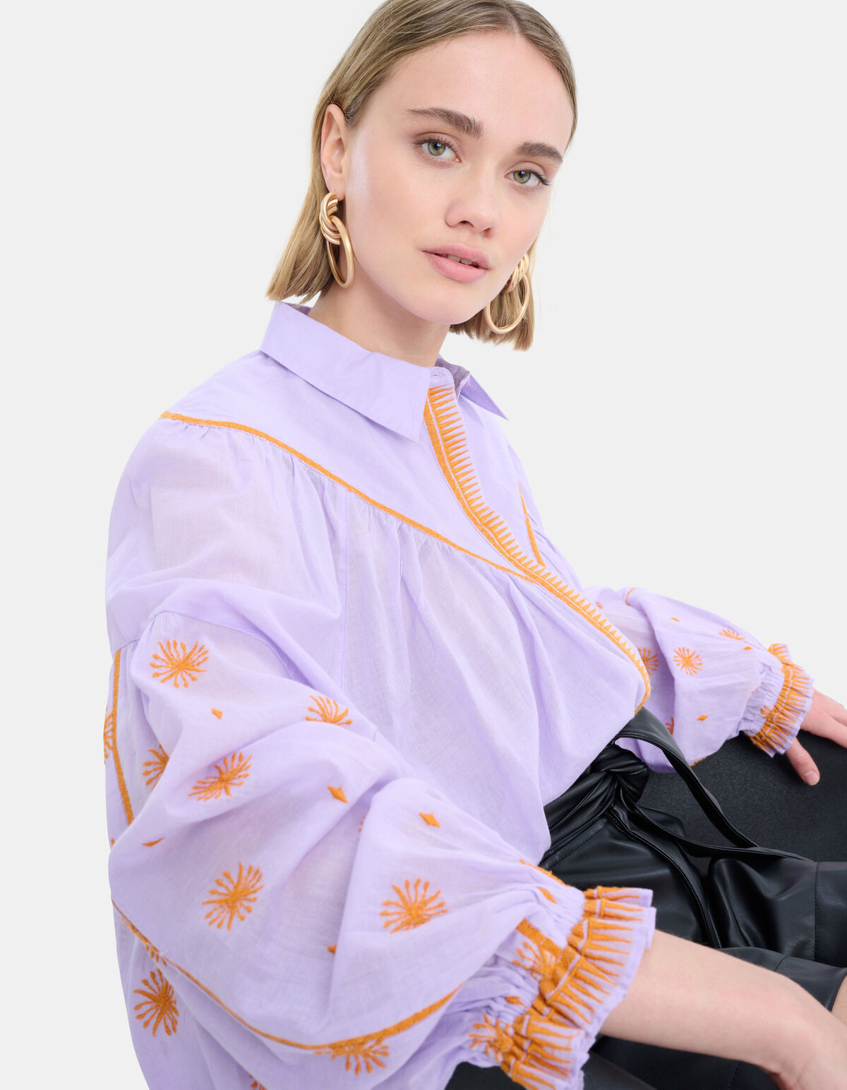 Poppy Embro Bluse EKSEPT