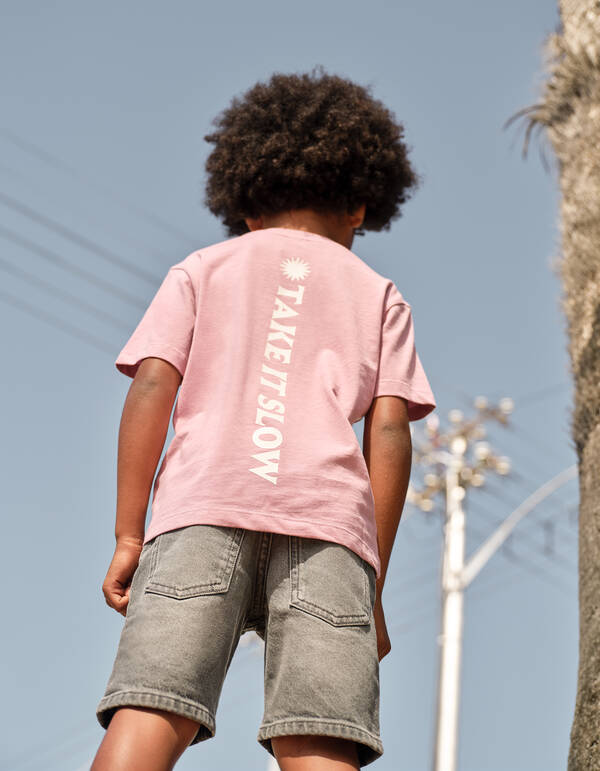 Take It SlowA rtwork  T-shirt Rosa SHOEBY BOYS