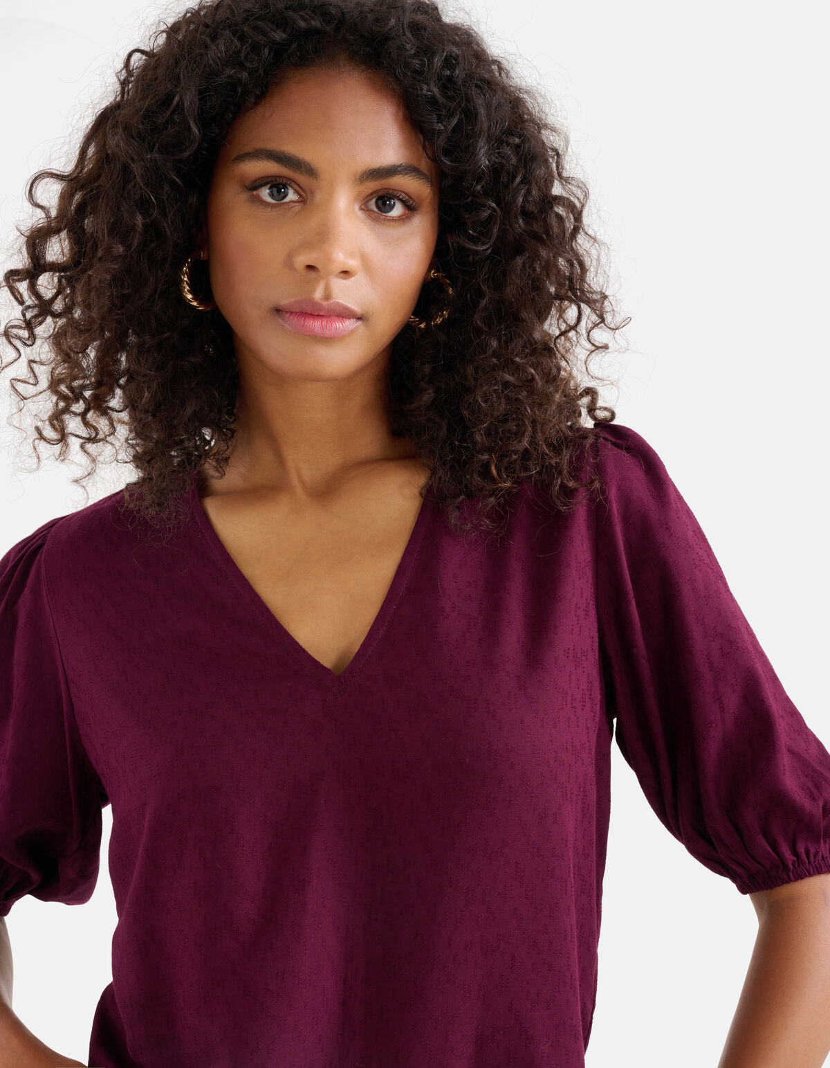 Texturiertes Oberteil mit V-Ausschnitt Bordeaux SHOEBY WOMEN