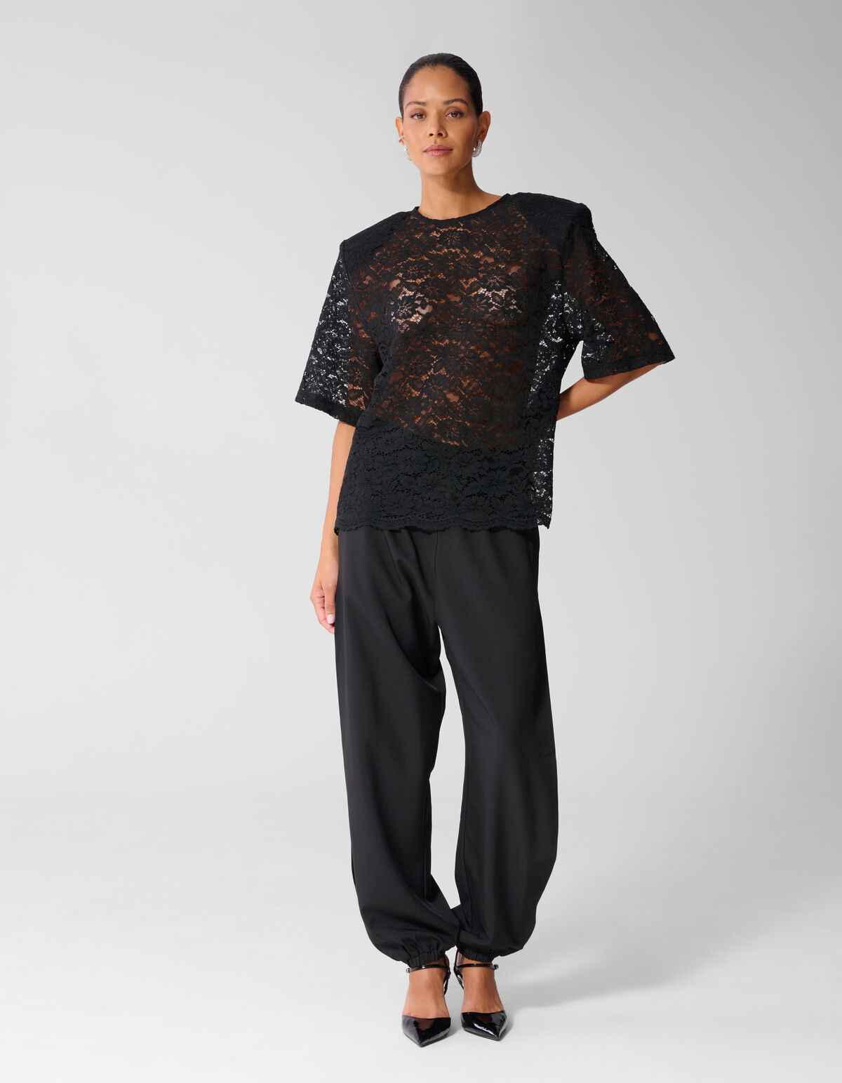 Lace Shoulder Top Schwarz SHOEBY WOMEN