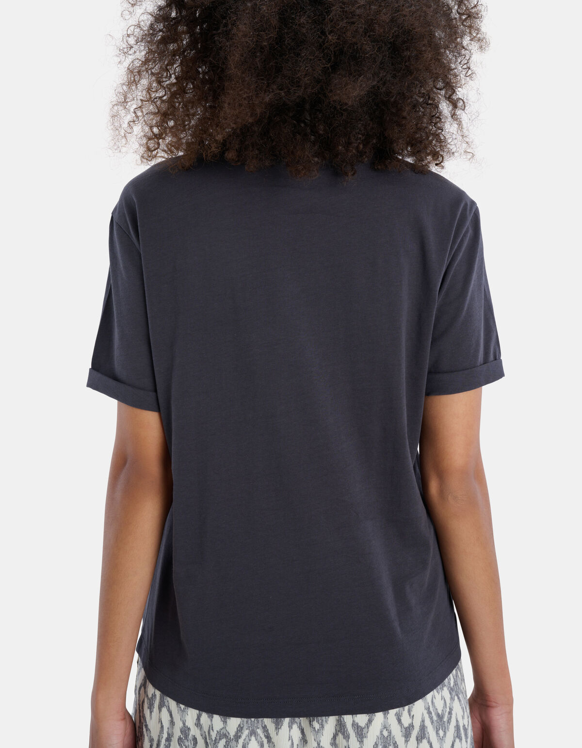 Kleines Artwork T-Shirt EKSEPT