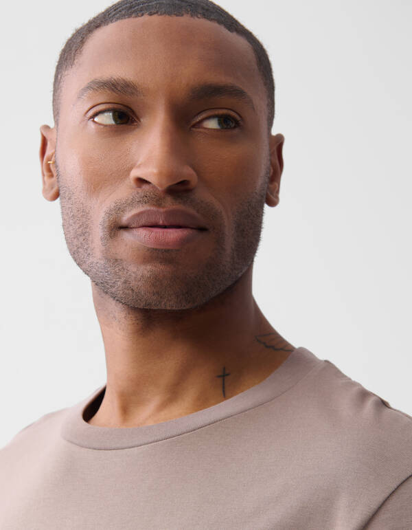 Embrace Artwork T-shirt Lichtbruin SHOEBY MEN