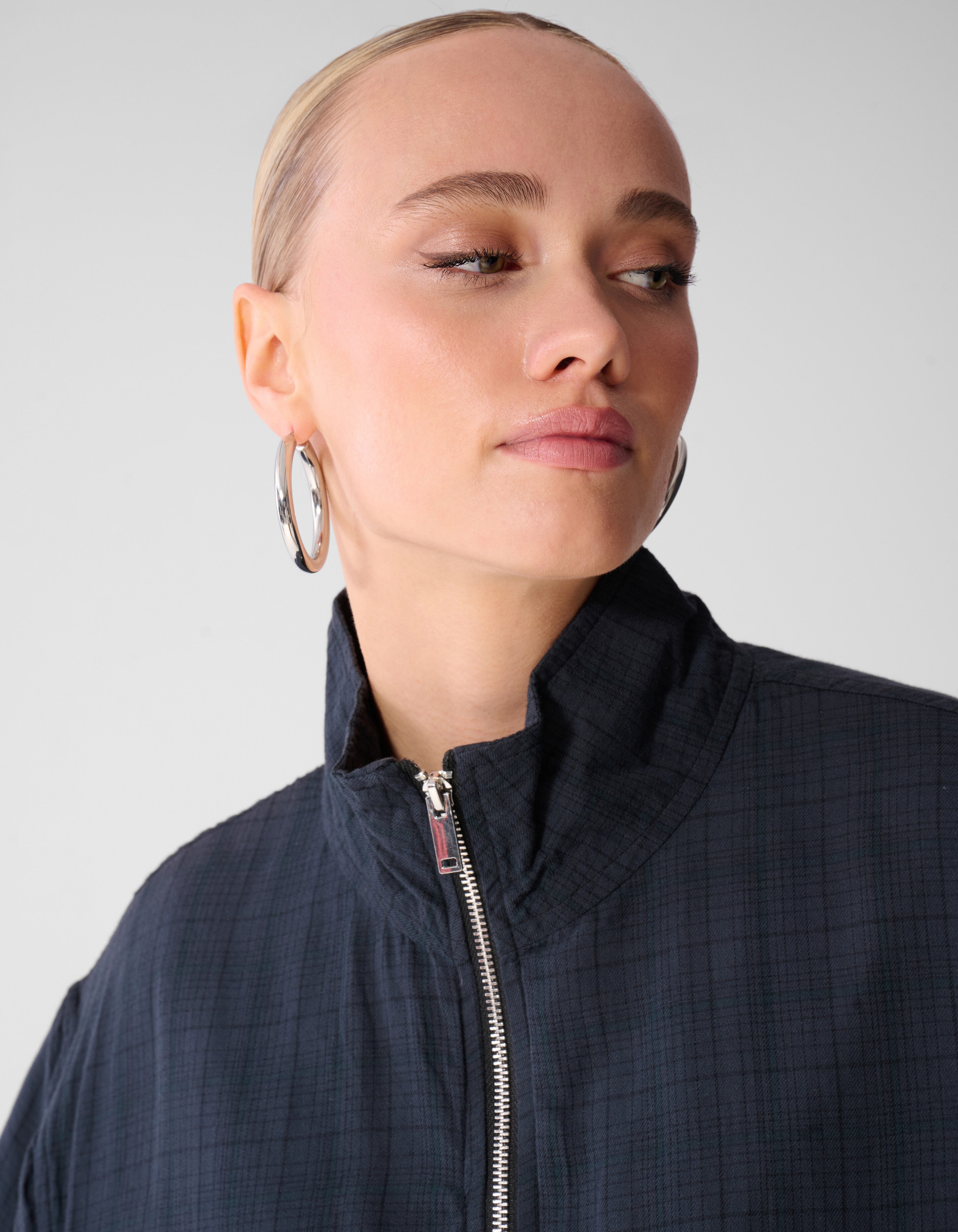 Cropped Bomberjacke mit Karomuster Dunkelblau SHOEBY WOMEN