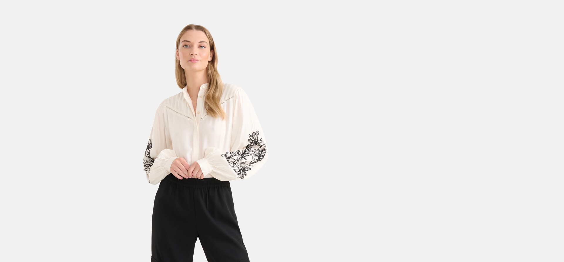 Beaded Embroidery Blouse Gebroken Wit SHOEBY WOMEN