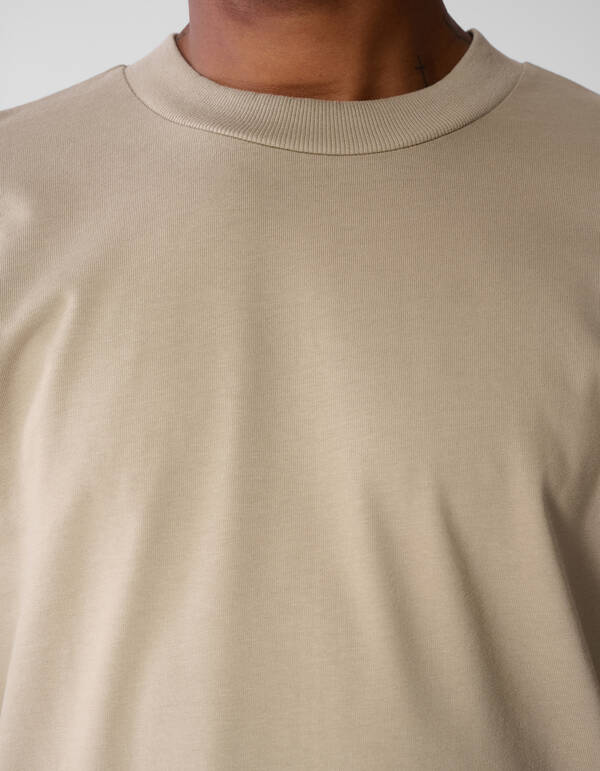 Basis Relaxed Fit Longsleeve Beige SHOEBY MEN