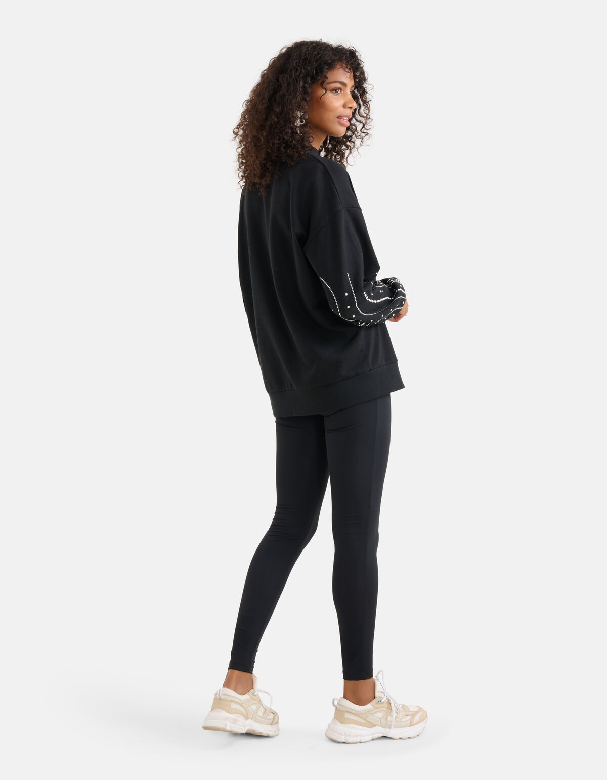 Nieten Pullover Schwarz SHOEBY WOMEN