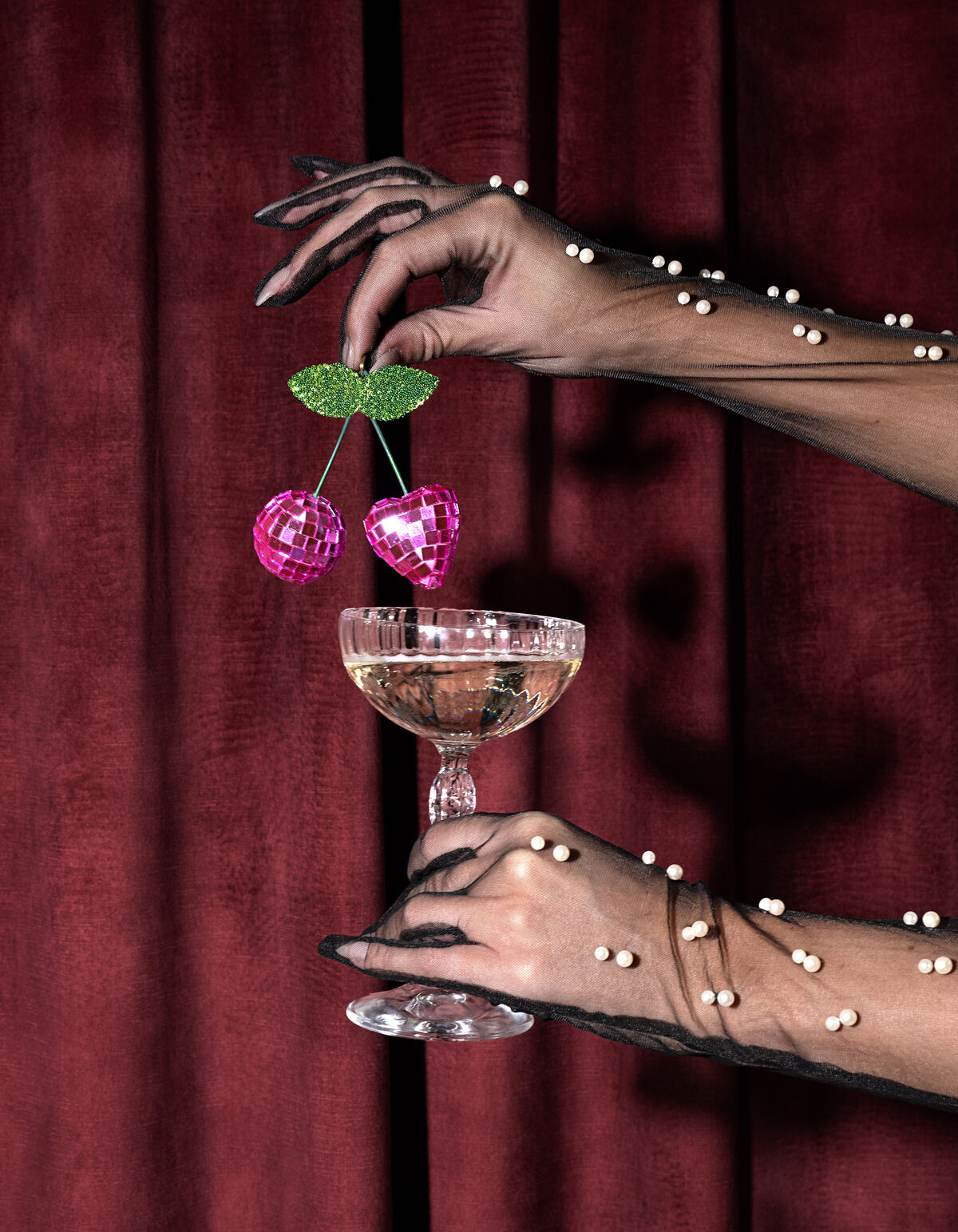 Disco Cherry Weihnachtskugel Rosa By Fred SHOEBY ACCESSOIRES