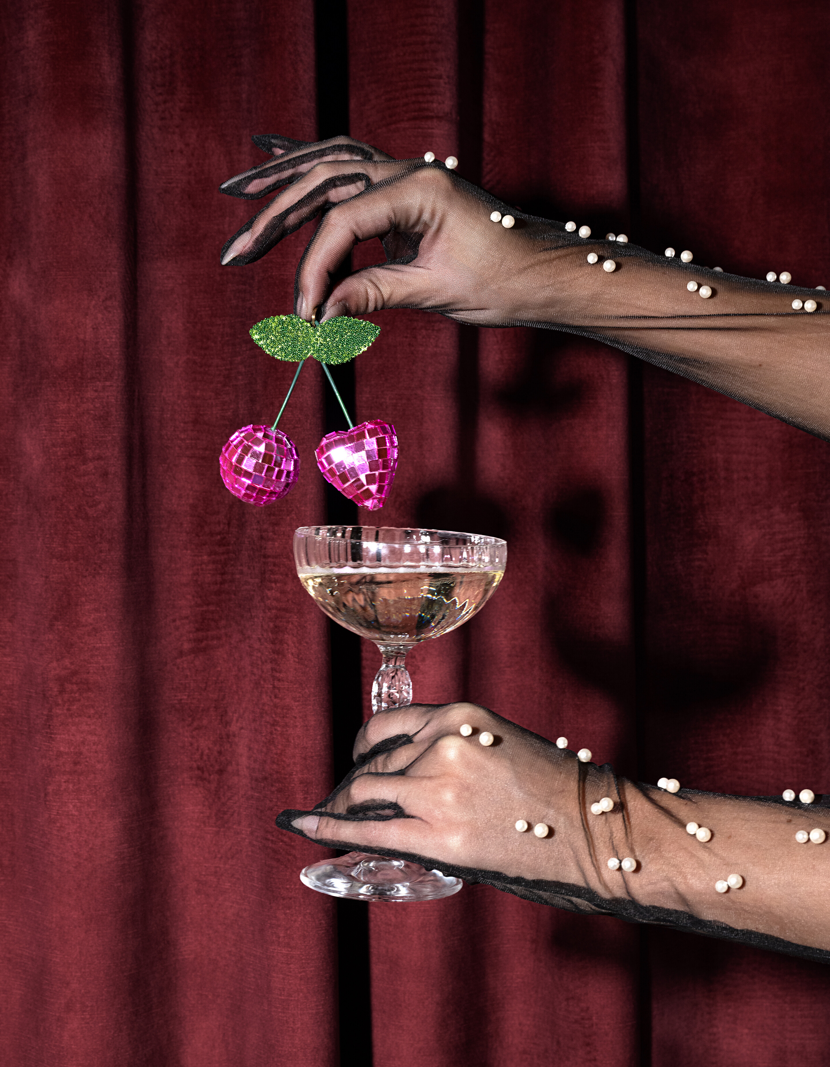 Disco Cherry Weihnachtskugel Rosa By Fred SHOEBY ACCESSOIRES