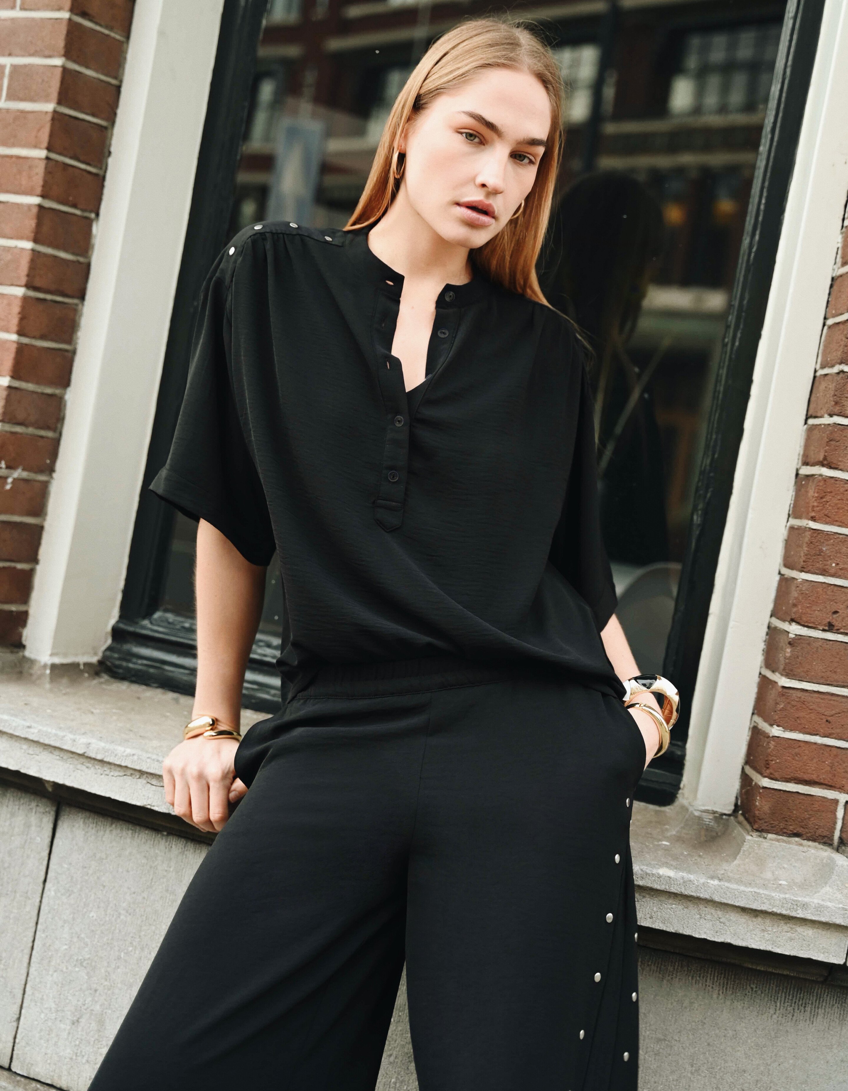 Twist-Studs-Bluse Schwarz SHOEBY WOMEN