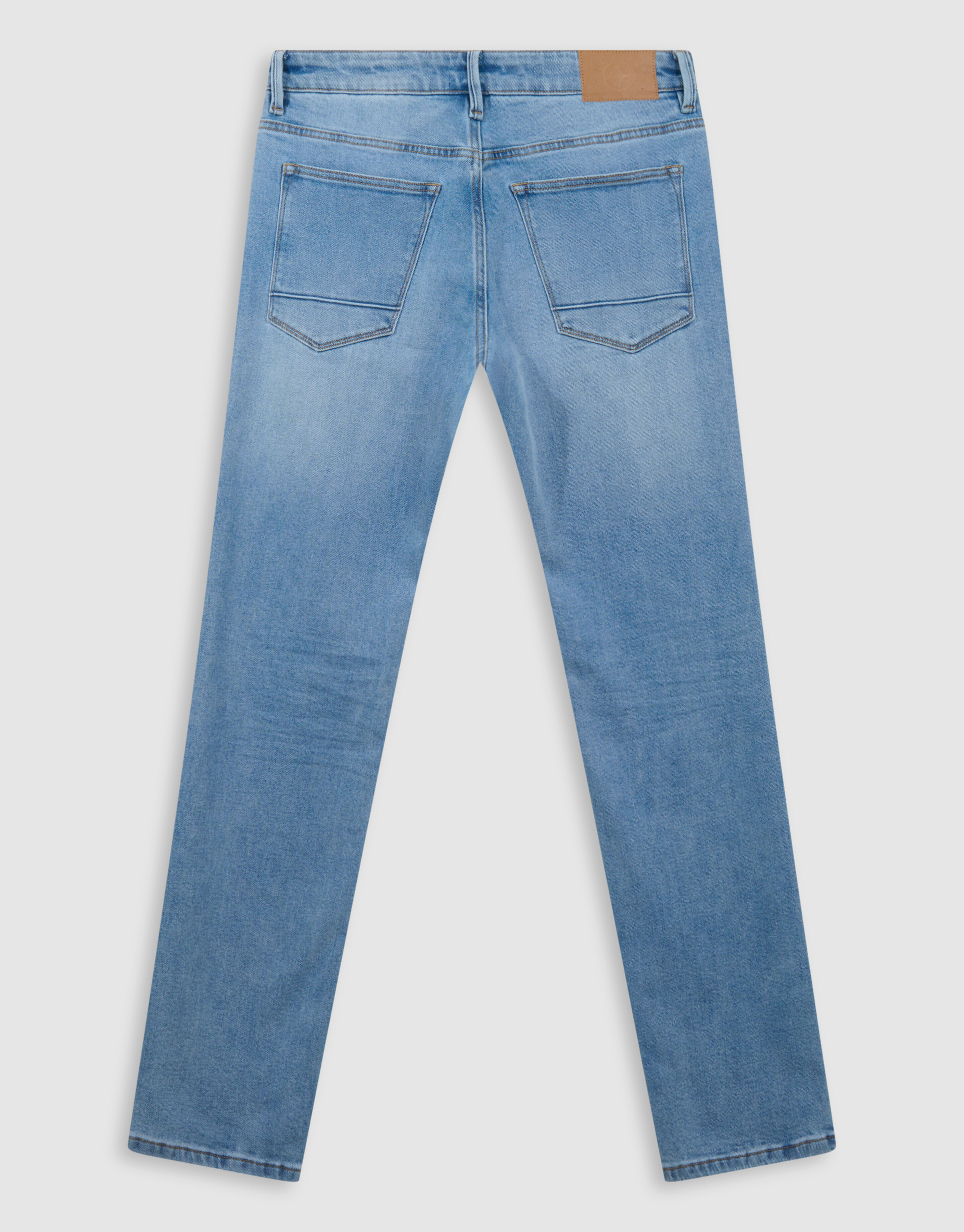 Straight Fit Jeans Hellblau L34 SHOEBY MEN
