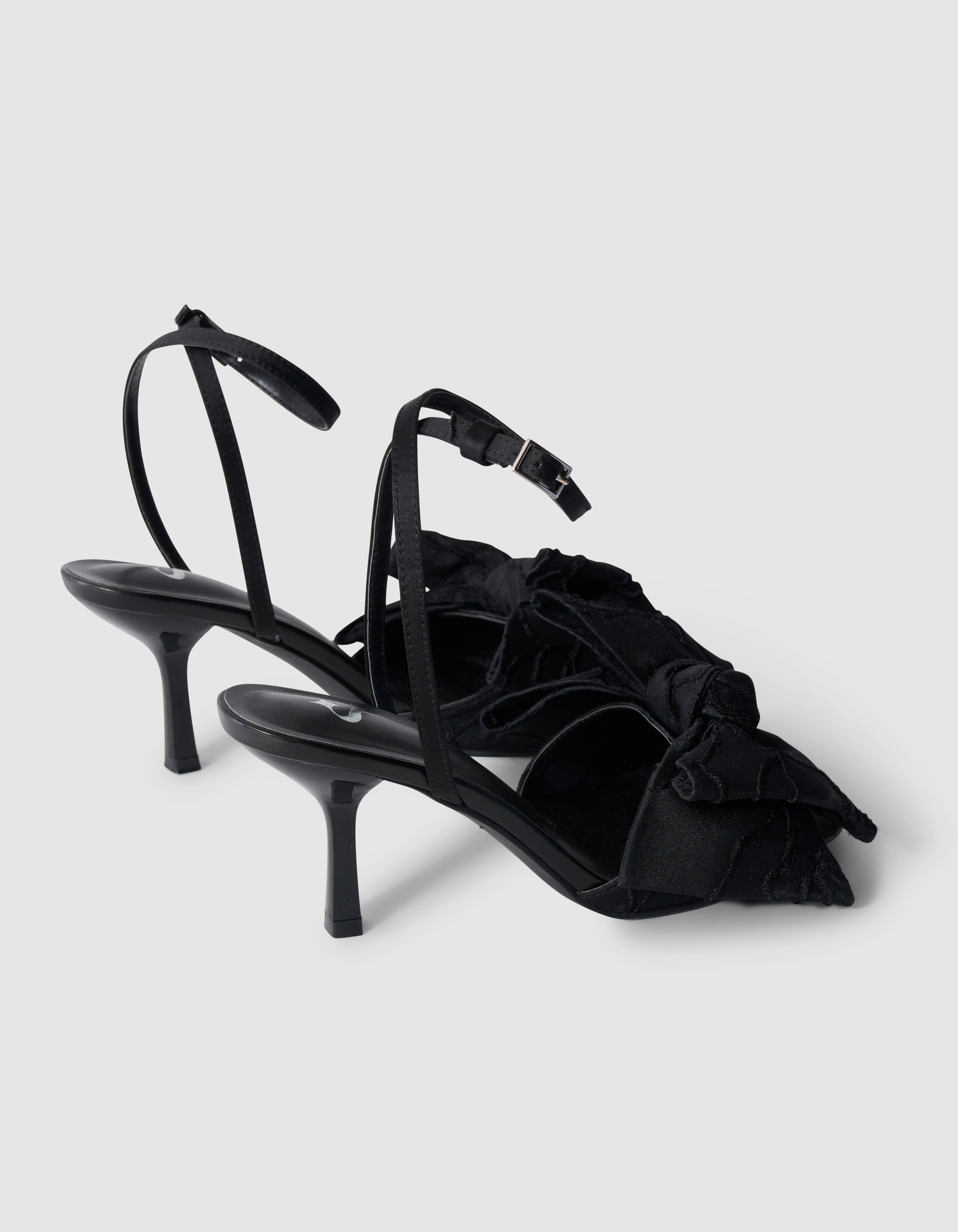 Jacquard Bow Heels Schwarz SHOEBY SHOES