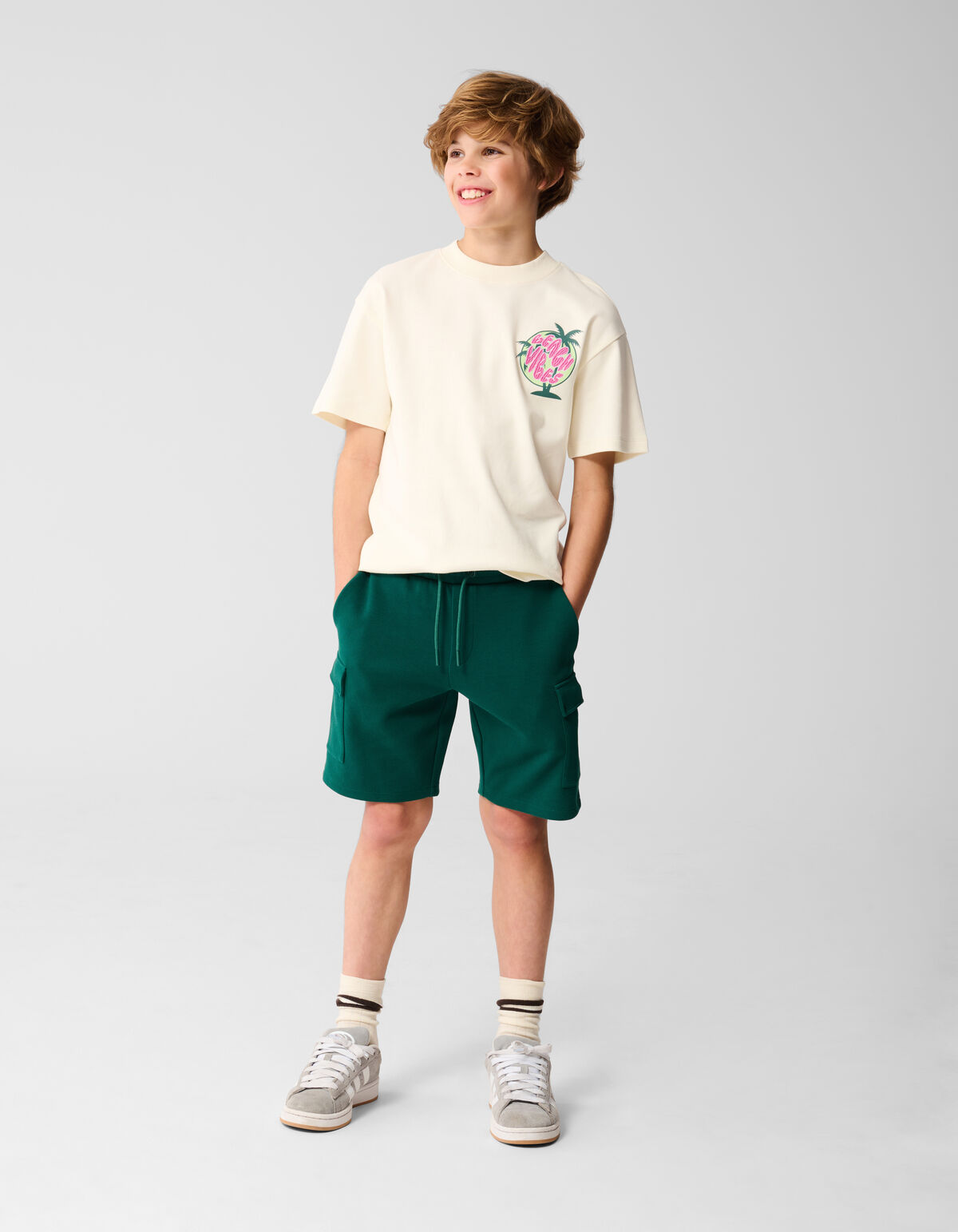 Vibes Artwork T-shirt Off White SHOEBY BOYS